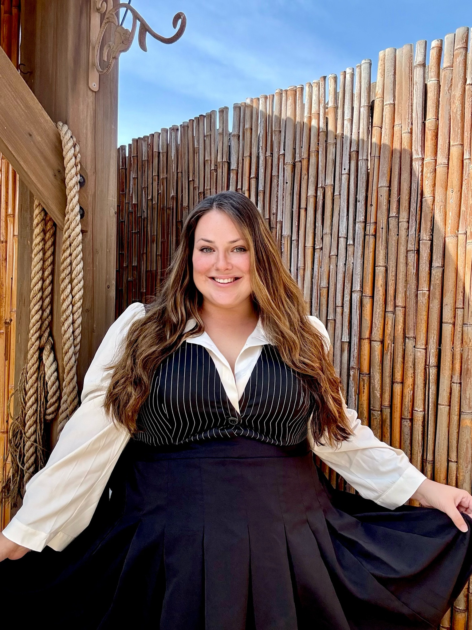 Cute little plus size professional look 🖤 Shirt can be button all the way up for a more formal look.

Use code JanCassie for 15% off.


SHEIN 
SheinCurve 
Plus size SHEIN 
Plus size school 

#LTKFindsUnder50 #LTKPlusSize #LTKSaleAlert