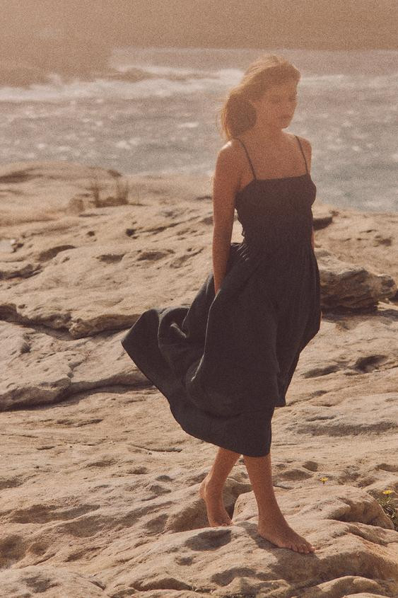 FLOWING MIDI DRESS WITH ELASTICATED DETAIL | Zara UK