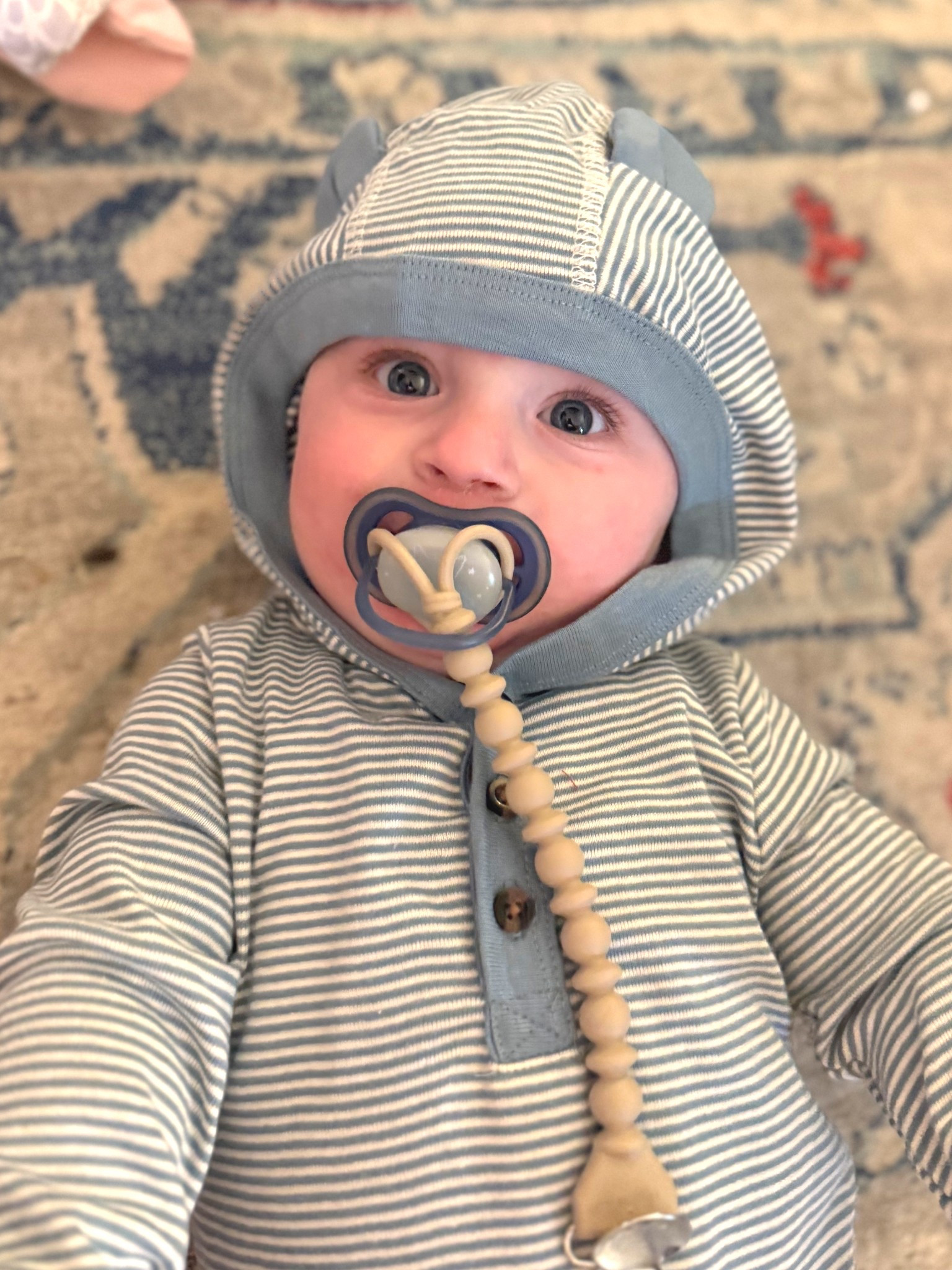 I can’t get over how cute this Little Bear onesie is 🥹

#LTKBaby #LTKKids #LTKSeasonal