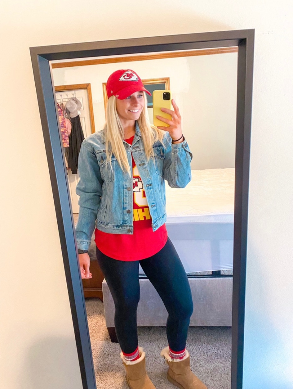 Game day outfit❤️

#LTKfit #LTKtravel #LTKSeasonal