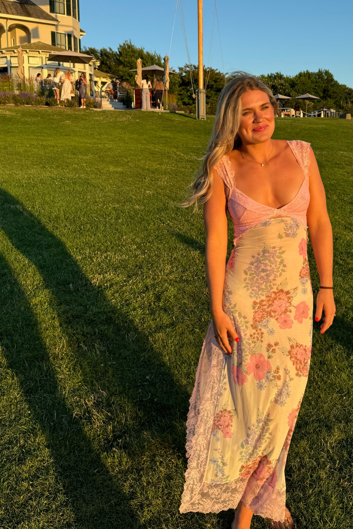 East coast summer sundress! Under $100

#LTKSummerSales #LTKWedding #LTKStyleTip