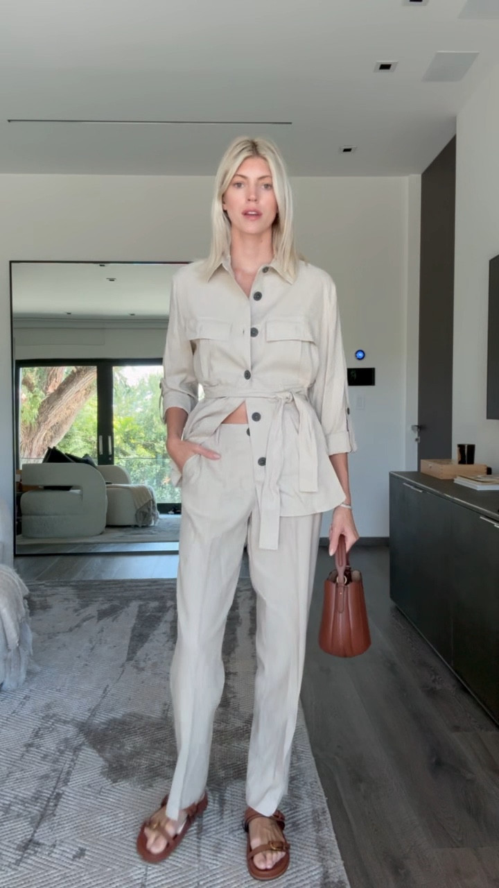 Such a great elevated casual set 🫶🏼 This bag is adorable! 

#LTKWatchNow #LTKStyleTip