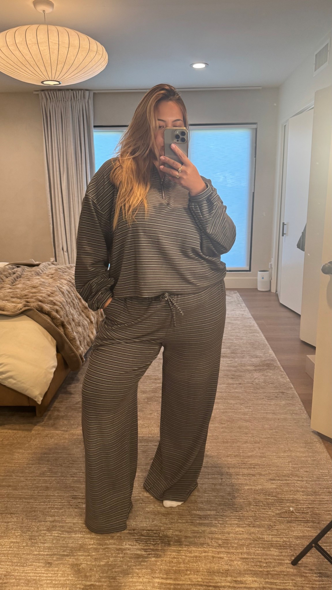 Xl top/L bottom 

#LTKmomlife #LTKMidsize #LTKPlusSize