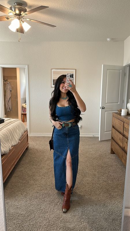 Rodeo outfit
Country concert outfit 
Casual country fit 
Rodeo wear 
Denim outfit 

#LTKshoecrush #LTKitbag #LTKstyletip