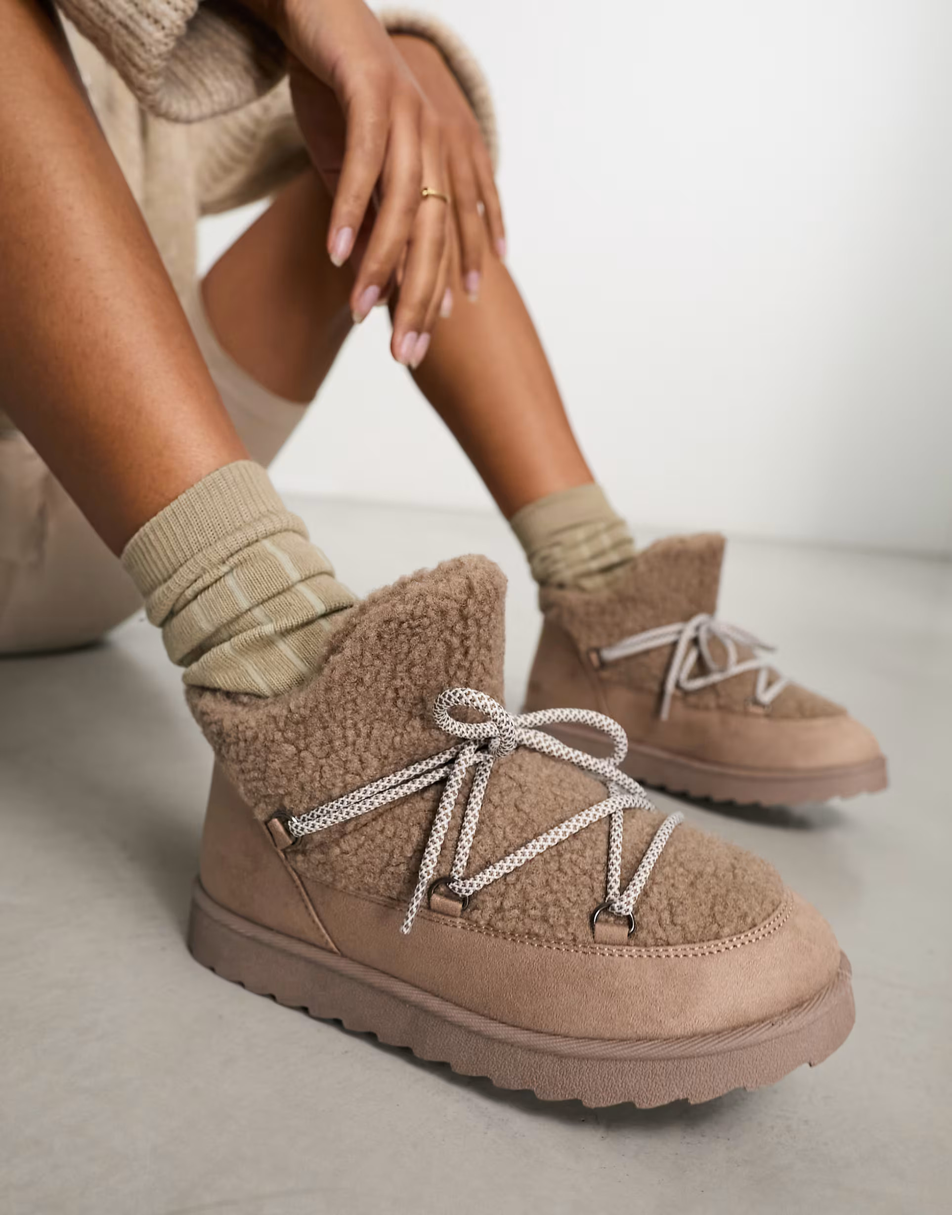 South Beach borg mini snow boots in mocha  | ASOS | ASOS (Global)