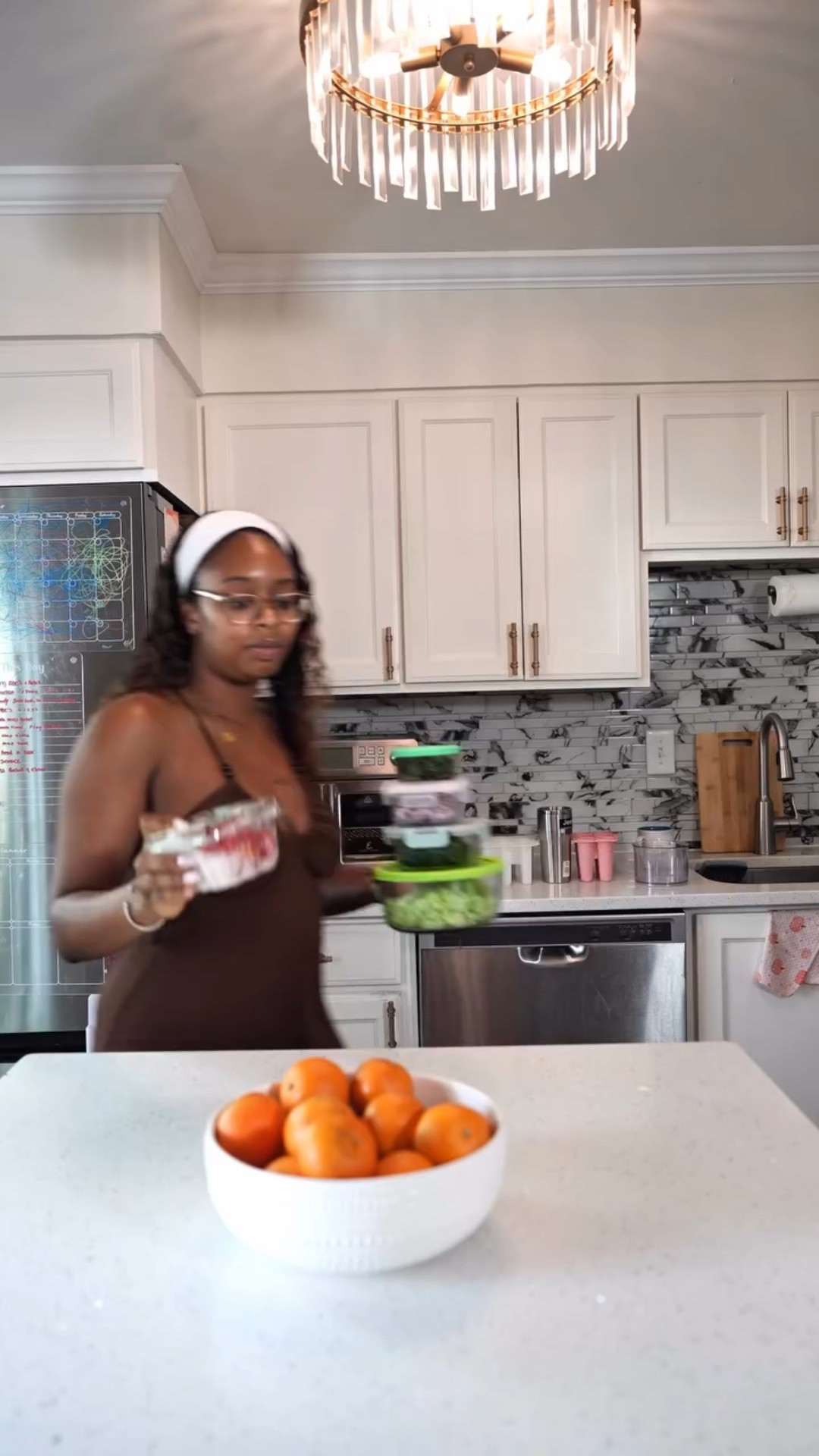 I just found my new favorite salad for the summer! 

This shrimp & corn salad is packed with fresh veggies, herbs, and a tangy vinaigrette—perfect for anyone watching their weight but still craving something delicious. Low in calories, high in flavor, and super easy to prep in under 20 minutes!

✨ Recipe Ingredients (serves 4):
– 4 ears fresh corn (about 4 cups)
– 1 heaping cup halved grape tomatoes
– 1 cup diced English cucumber
– 1/3 cup diced red onion
– 2/3 cup crumbled feta cheese
– 3 Tbsp chopped fresh parsley
– 2 Tbsp chopped fresh basil
– Optional: pan-seared shrimp for added lean protein 🍤

Light Vinaigrette Dressing:
– 1/4 cup olive oil
– 1.5 Tbsp red wine vinegar
– 1 Tbsp lemon juice
– 1.5 tsp honey
– 1/2 tsp minced garlic
– 1/2 tsp salt + pepper

✅ High in fiber
✅ Protein-packed
✅ No mayo, no heavy dressings
✅ Perfect for clean eating or a low-calorie lunch

Save this for your weekly meal prep and tag a friend who’s on a health journey too 💪🏾

#momlife #weightlossmotivation #lowcalorielunch #shrimpsalad #cornsalad #healthyeating #mealprepideas #cleaneating #easysalad #summerrecipe #lightlunch