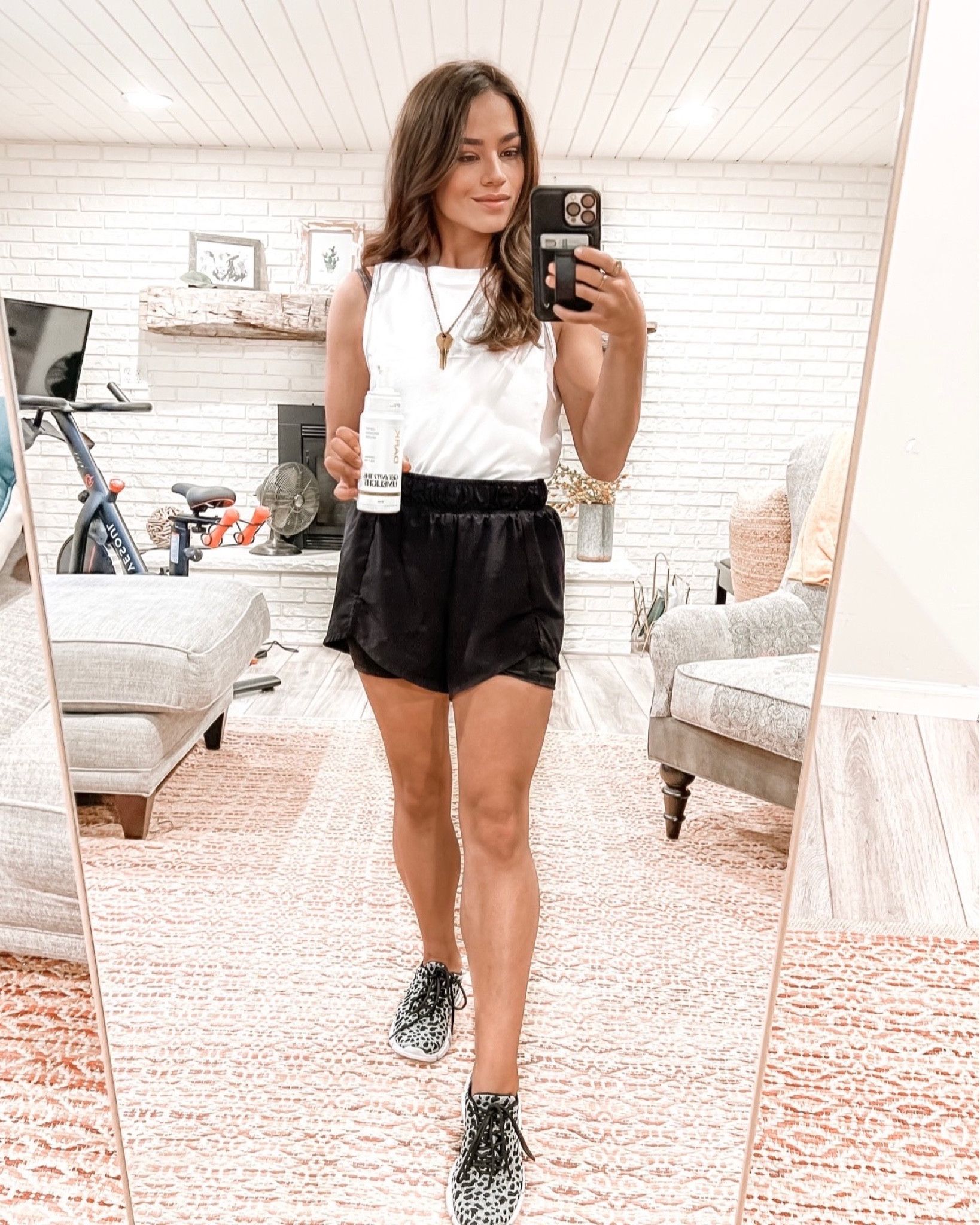 Decide to do a Tuesday #tan post tonight featuring @getintothelimelight 
I am usual skeptical & very hesitant about #selftanning but @getintothelimelight made it super easy & fast! They completely thought of every single thing people would need to make self tanning easy including  everything  from selling body applicators to back applicators, face applicators, and hand applicators!! 🤩  what’s better than that is that the mousse is not orange and smells wonderful but not too strong & will last for days! It is literally the perfect product for anyone looking to tan fast this winter! 

Use code ALEONA5 to save $5 on your order 

I am also holding my magnetic cases from @wallicases that you can use code 

ALEONA10 on 🤩

#tan 
#selftanner 
#selftanning 
#selftan 
#tanning 
#tanningtips 
#tanninghacks 
#beauty

#LTKSeasonal #LTKFind #LTKstyletip