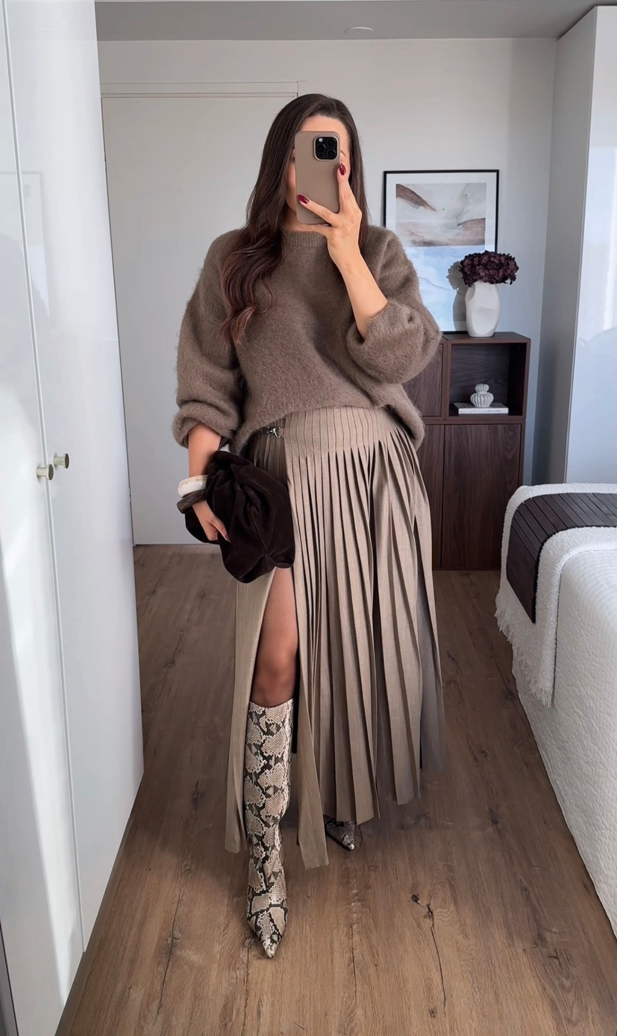 Mix of textures | Love the combo of beige and snake print 🤎

Jumper size M
Skirt size 38

#LTKwinter #LTKstyletip #LTKautumn