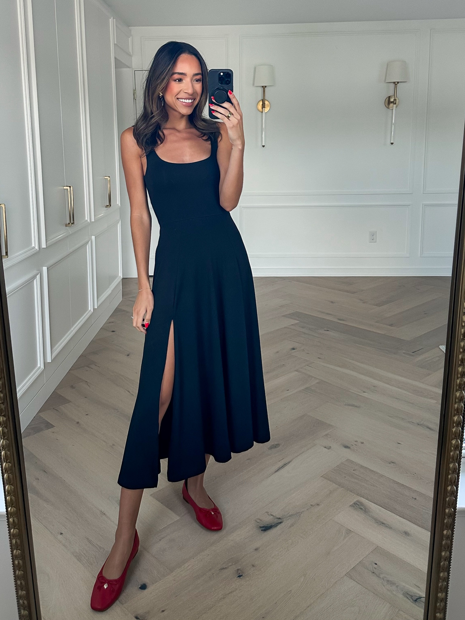 American Eagle is 20-70% off everything through 7/21! Wearing size xs midi dress 


Summer outfit 
Summer dress 
Casual outfit 
Weekend outfit 

#LTKfindsunder100 #LTKstyletip #LTKsalealert