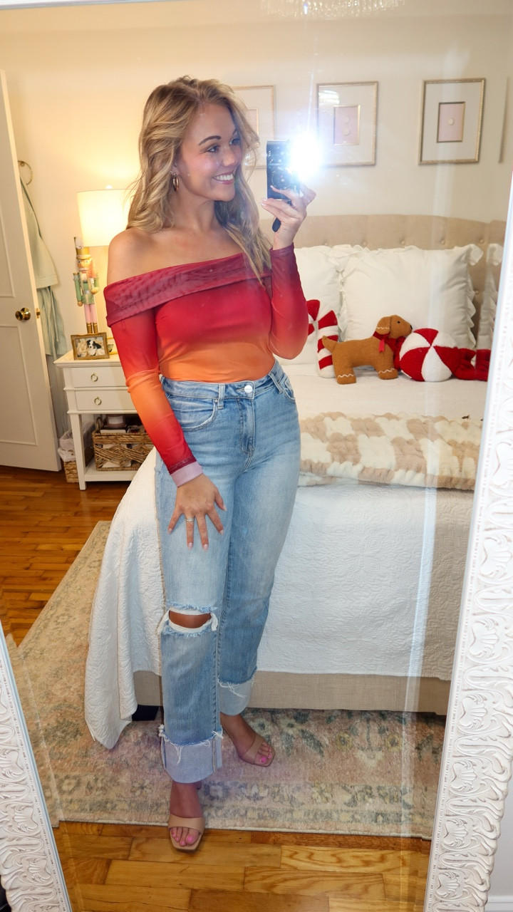 Already dreaming of warmer weather ☀️Heading to Costa Rica in a couple months and found the cutest items on sale @vici ! 

Comment “Shop” and I’ll send a DM with a link to shop! ✨