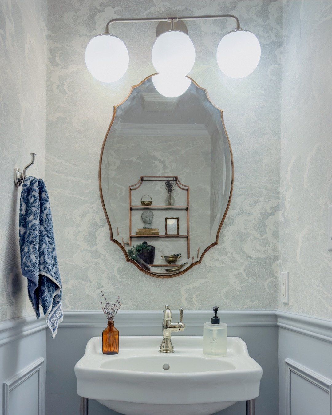 This bathroom refresh only took two days! I’ve always wanted to wallpaper this powder room so I did a makeover. I already loved the sink and light fixture in here so I just swapped out the mirror and added a new shelf. I love how it turned out!

🇺🇸

#LTKHome