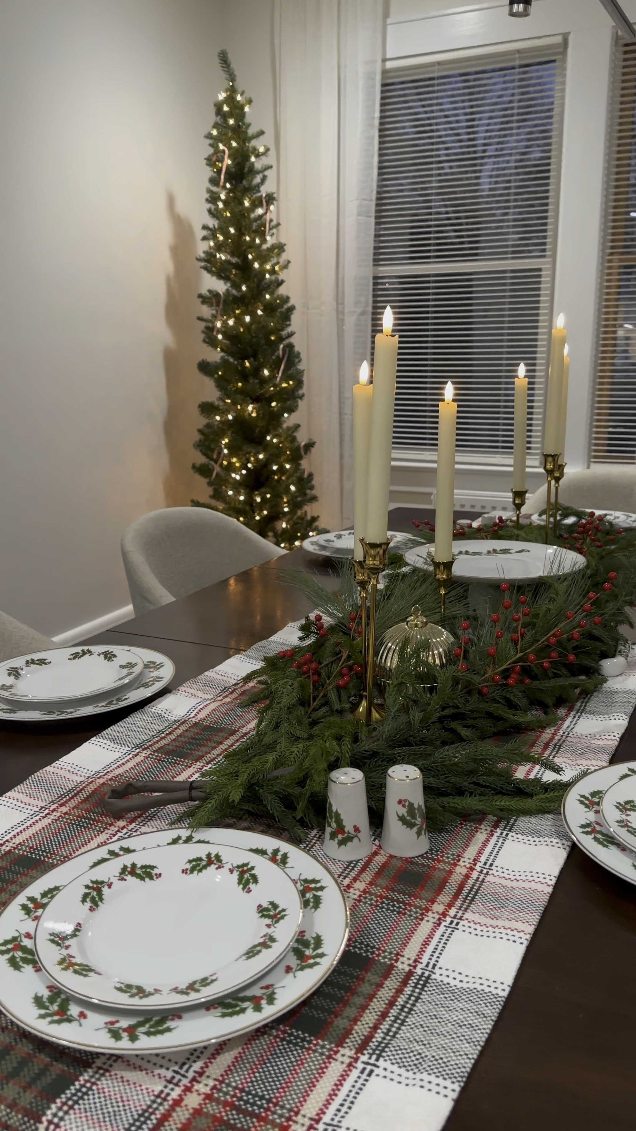🎄🎄🎄

#LTKHome #LTKHoliday #LTKVideo