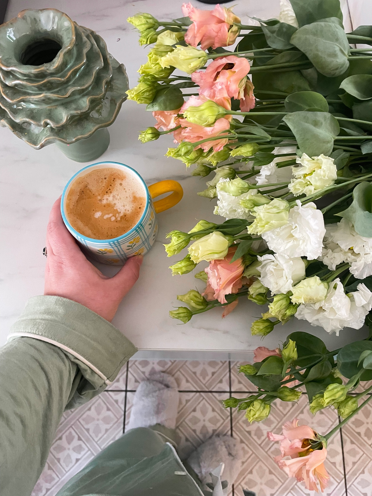 Flowers, coffee & comfy pjs 🌸☕️💗 

#LTKhome #LTKunder50 #LTKSeasonal
