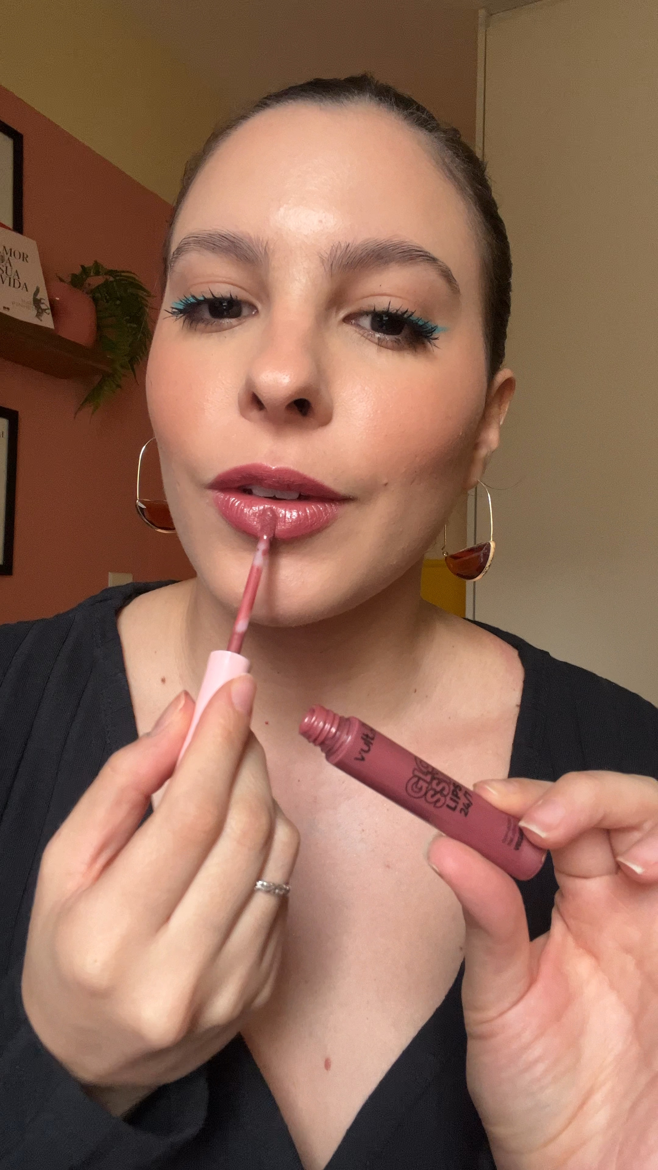 Make super legal para o dia a dia com alguns dos meus produtos favoritos da Vult! 

Hoje o site está com 15% de desconto + presente surpresa em primeiras compras acima de R$89,90 com o cupom: LTK15 

Corre lá pra garantir! 

#TeoriaNaPratica2LTK 

#LTKbrasil #LTKbeauty