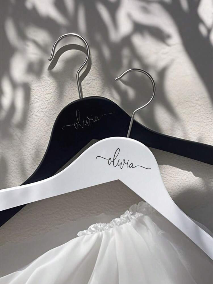 Custom hangers | SHEIN