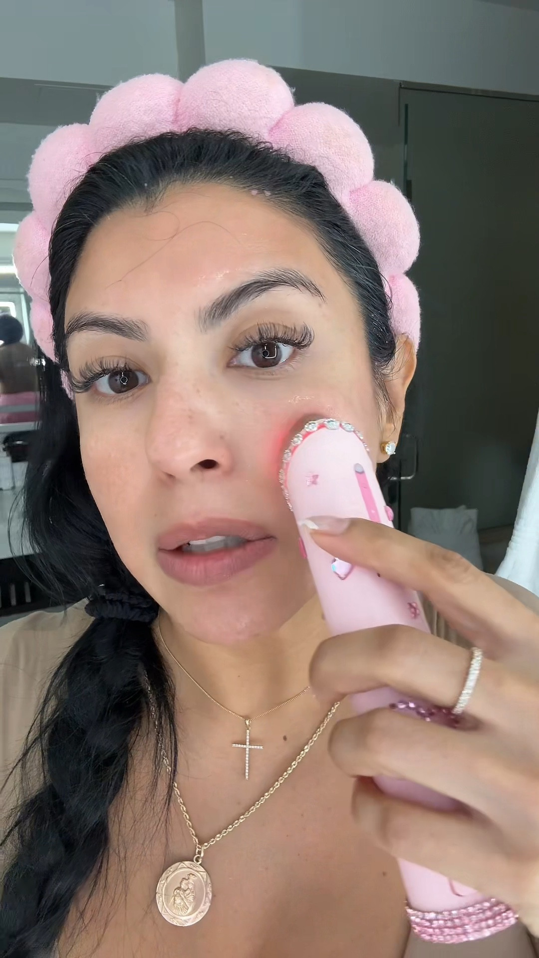 Loving this Kylie Jenner approved Pro Booster by Medicube for my 41 year old skin ✨

This Pro Booster is supposed to help minimize pores and minimize the appearance of wrinkles

#LTKOver40 #LTKU #LTKBeauty