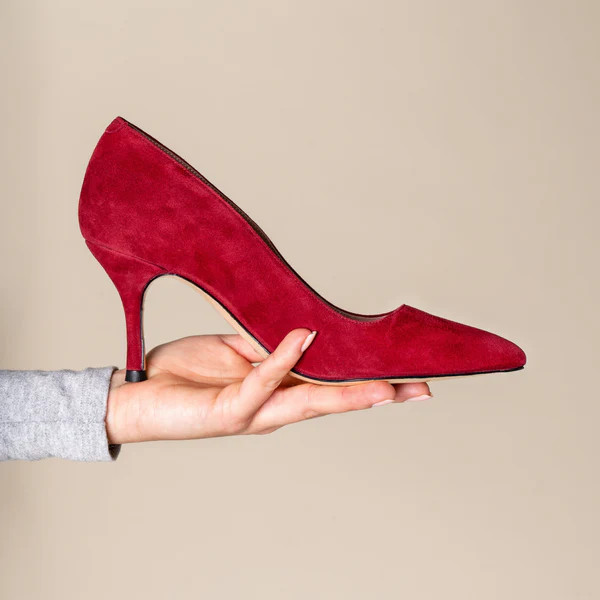 Gutsy Garnet Suede Pump | ALLY Shoes