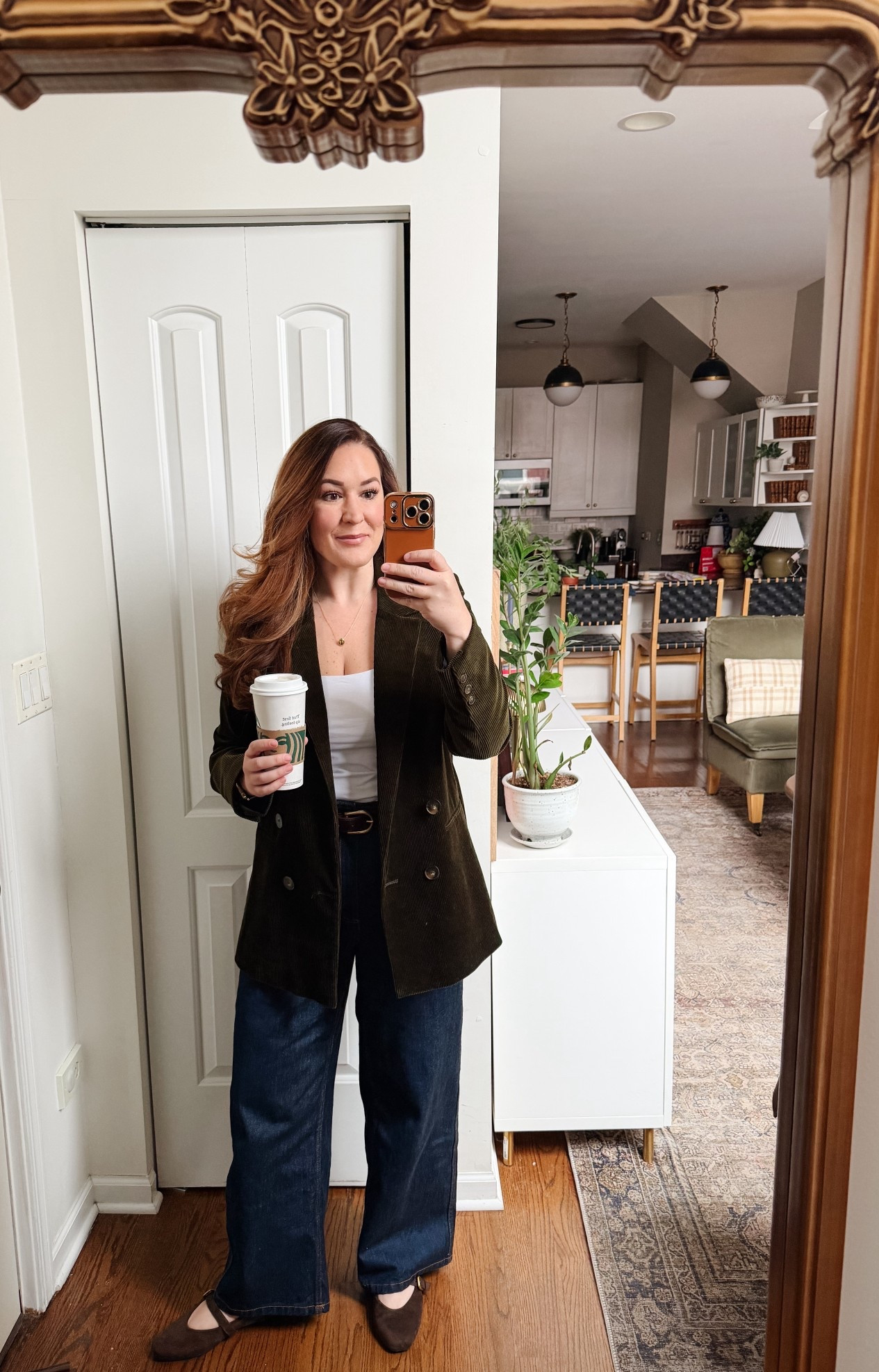 Business casual and ready for the office. I love this green corduroy blazer (38/6 size down!), with my Le Crop Jeans (42/10), white tank (large) and Mary Janes that come in a wide width.



#LTKMidsize #LTKWorkwear #LTKootd