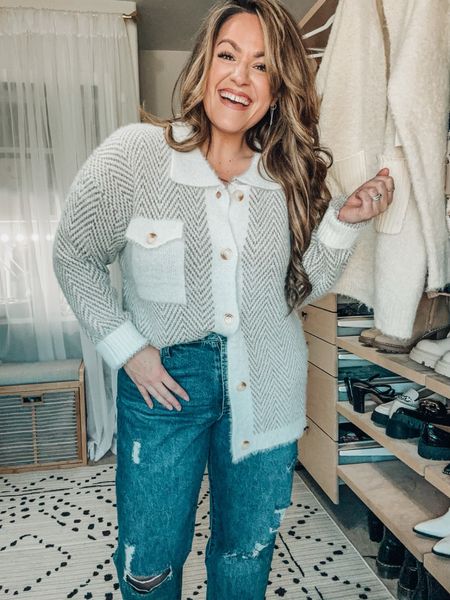 Fall fashion inspo - midsize outfit inspo - size 14 - curvy girl 

USE CODE: 20TARYN 

Sweater - size XL | super soft
Jeans - no stretch | size up | wearing a 17 for loose fit
Boots - size up if between sizes

#LTKSeasonal #LTKcurves #LTKstyletip