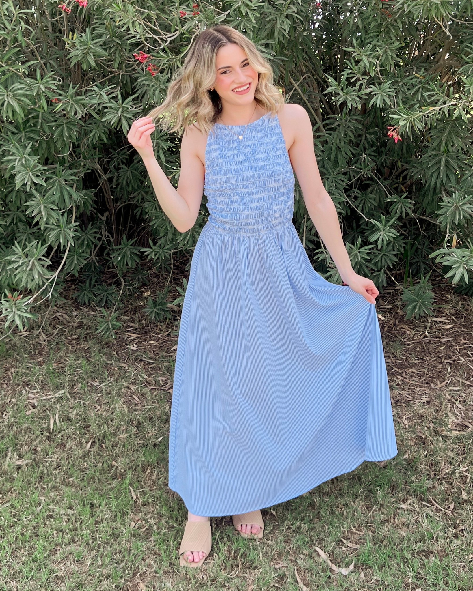 spring outfit 🩵
dress: size small (use code “gamez15”!)
mules: size 6.5

#LTKSeasonal #LTKTravel #LTKootd