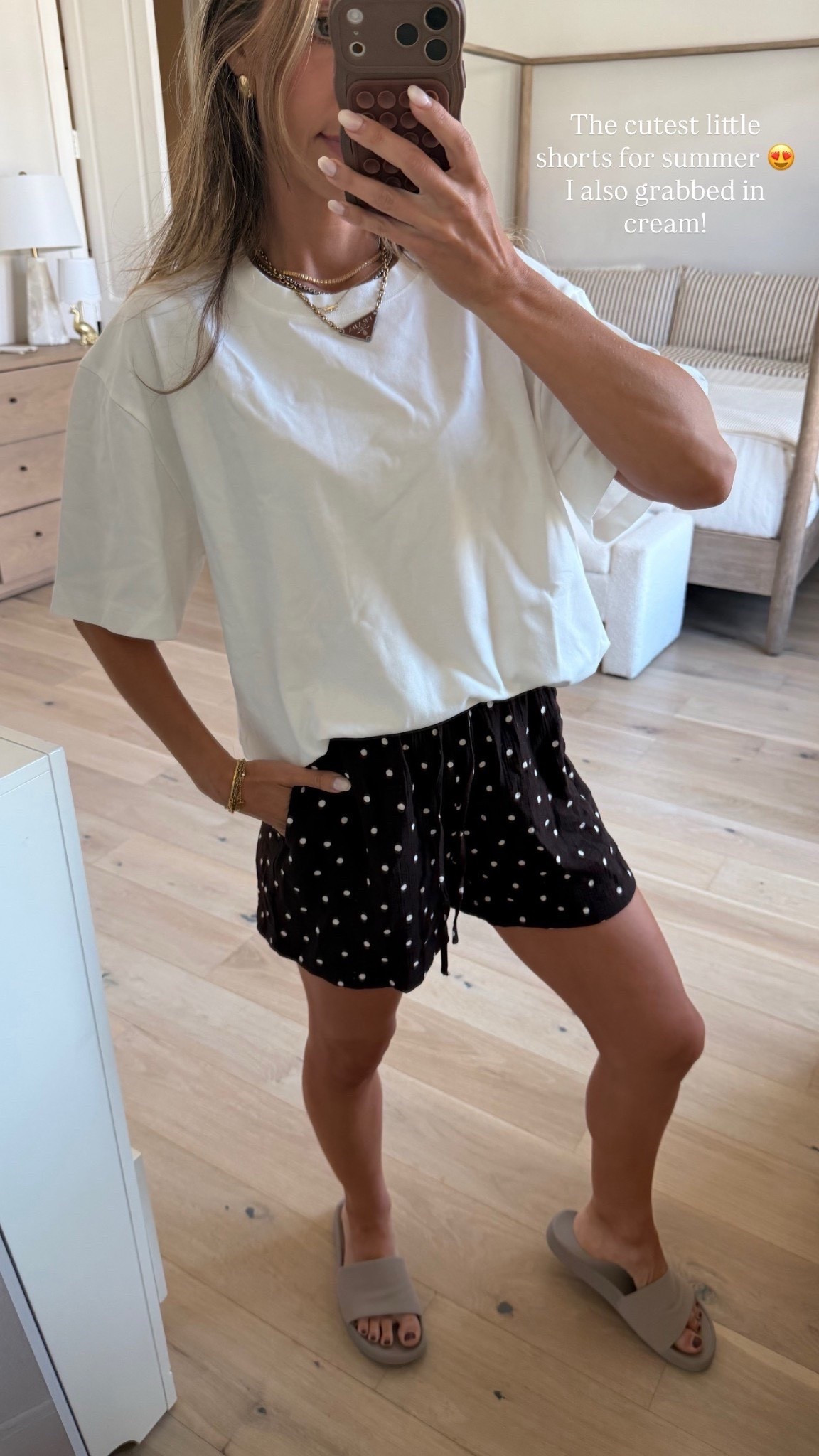 Aritzia tee and xs target polka dot shorts! 



#LTKgrwm #LTKSaleAlert #LTKSeasonal