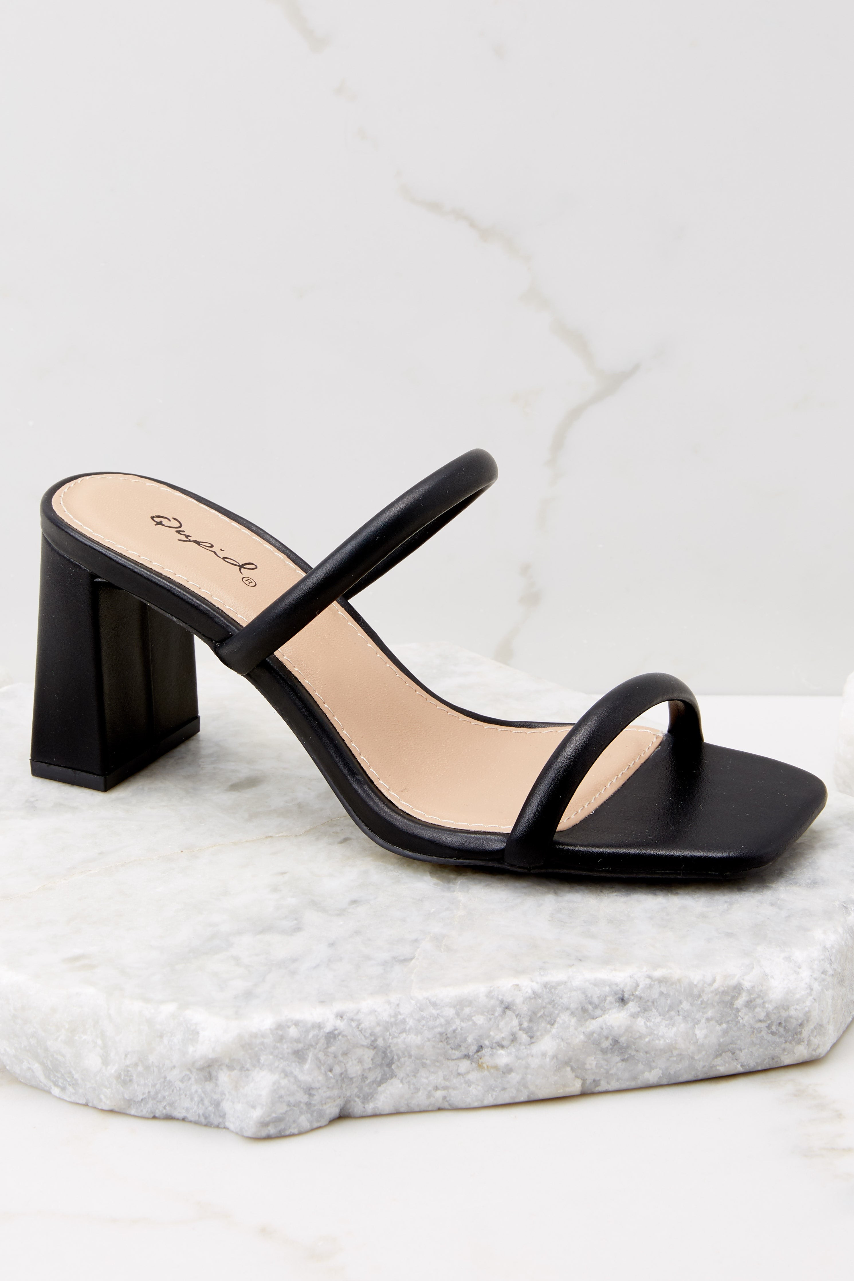 Darling Steps Black Heels | Red Dress 