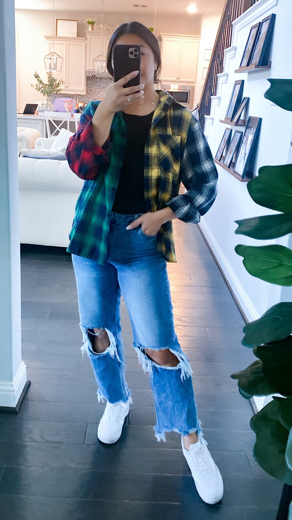 Todays casual outfit for drop off

Plaid Shirt from Amazon
Distressed jeans from red dress boutique (TTS wearing a 27)
Black bodysuit from Abercrombie is great for layering!