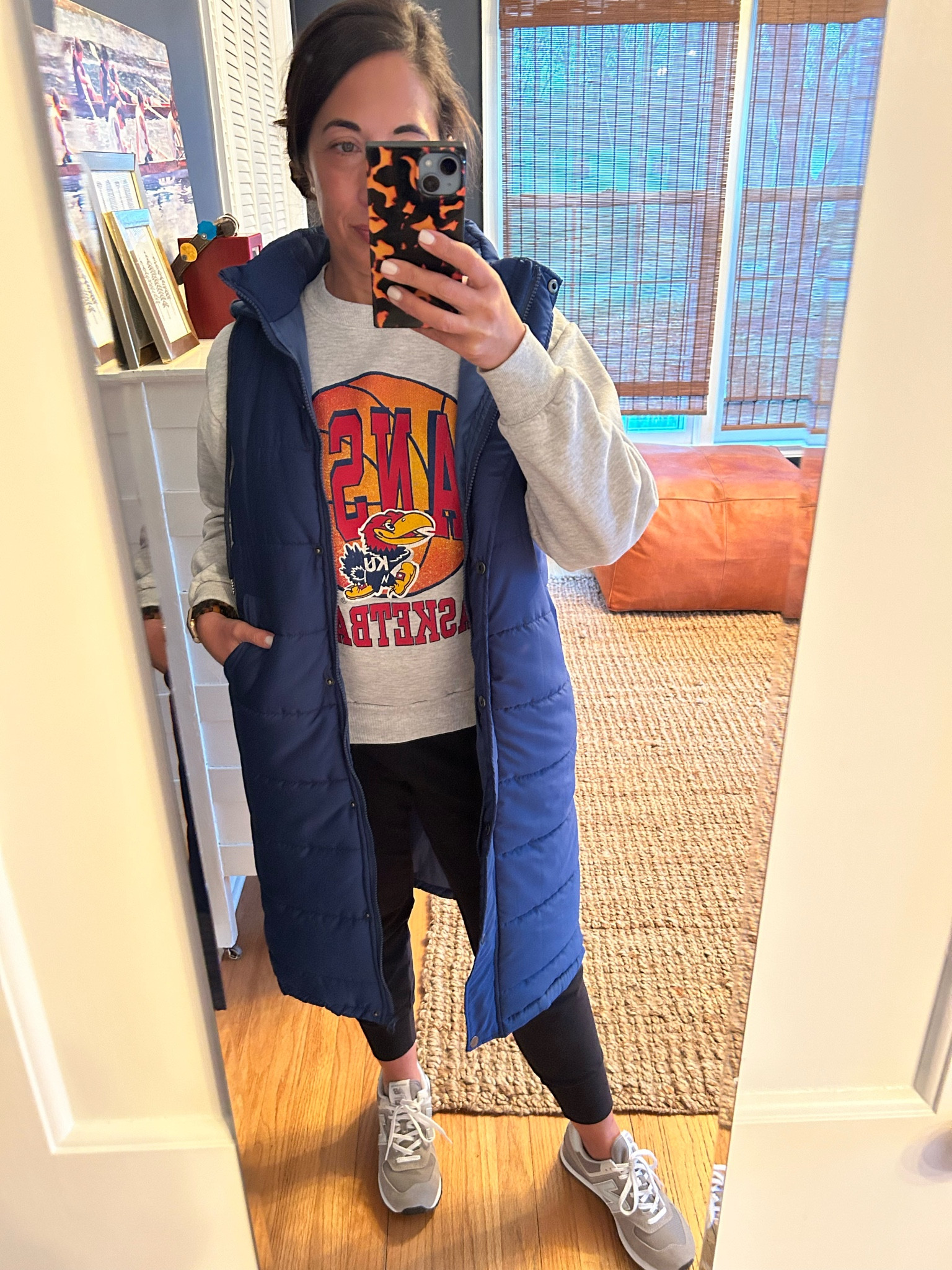 Weekend casual👟💙

#LTKSeasonal #LTKshoecrush #LTKfitness