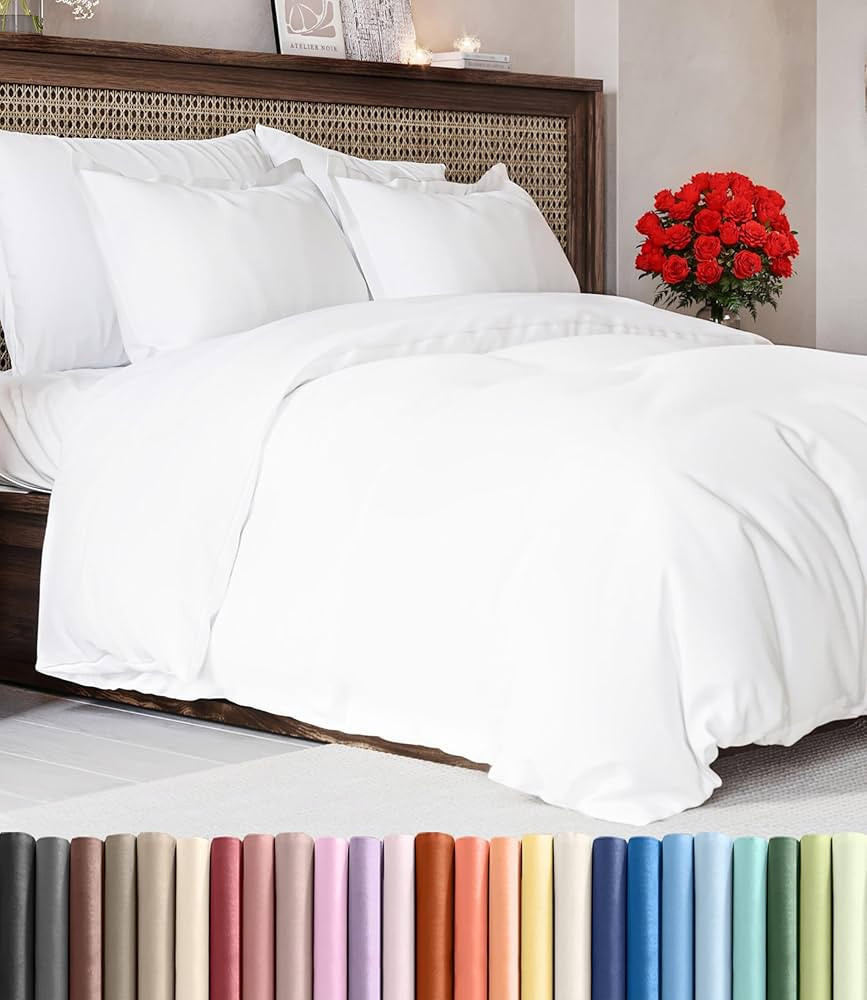 Amazon.com: Duvet Cover King Size Set - Extra Soft King Duvet Cover 104" x 90" with 2 Pillow Shams - Hotel Luxury, Easy Care and Fade Free w/ Zipper Closures & Ties - All Season, Comfy, Cozy & Breathable (White) : Home & Kitchen | Amazon (US)