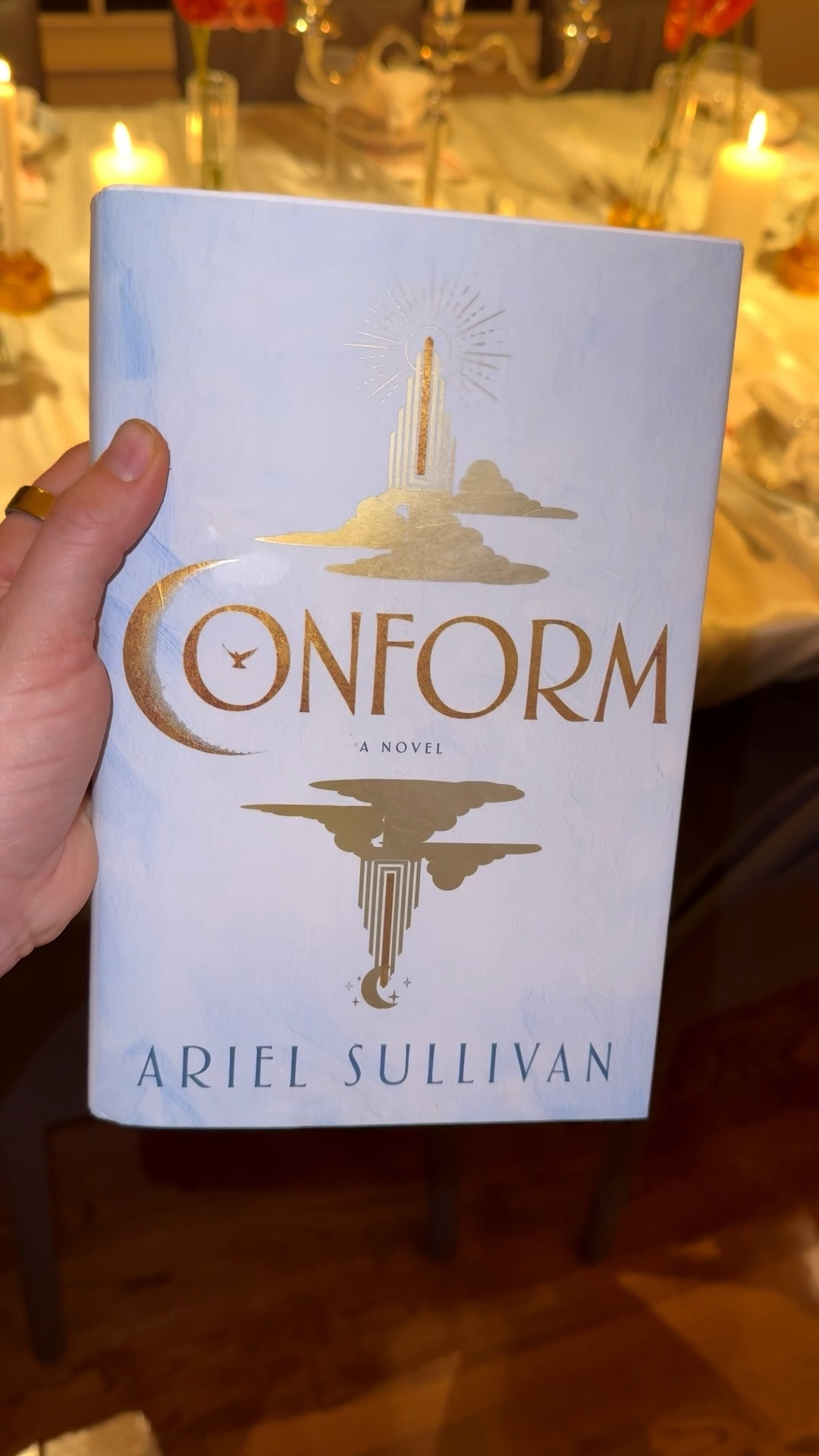 One of my favorite ways to host book club is letting the food tell part of the story 🍽️📚
 I joined Jason Blitman on his podcast, @gaysreading, alongside Conform author @arielsullivan to break down the menu and creative inspiration behind my recent Conform book club gathering — from the food to the table to the details that make it feel special.
 Full conversation (plus the menu + photos) over on Gays Reading Substack!

#LTKFindsUnder50 #LTKHome #LTKstorytime