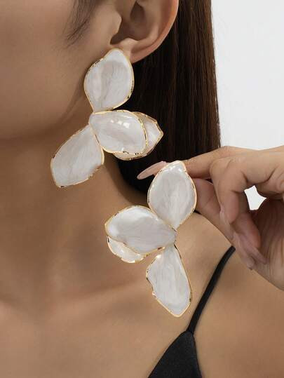 1 Pair Handpainted Enamel Dripping Oil Golden Tulip Earrings, Daily Wear Or Surprise Gift For Birthday, Mother's Day, Girlfriend Or Daughter | SHEIN