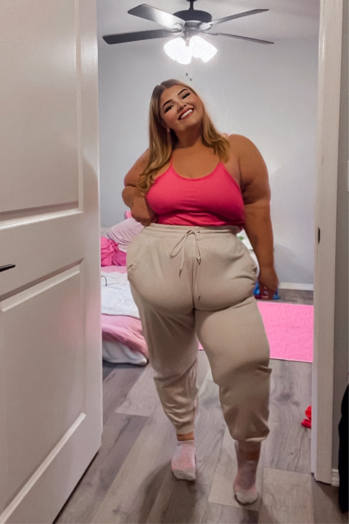 Some Color in the cold 🦩



#LTKHoliday #LTKPlusSize #LTKSeasonal