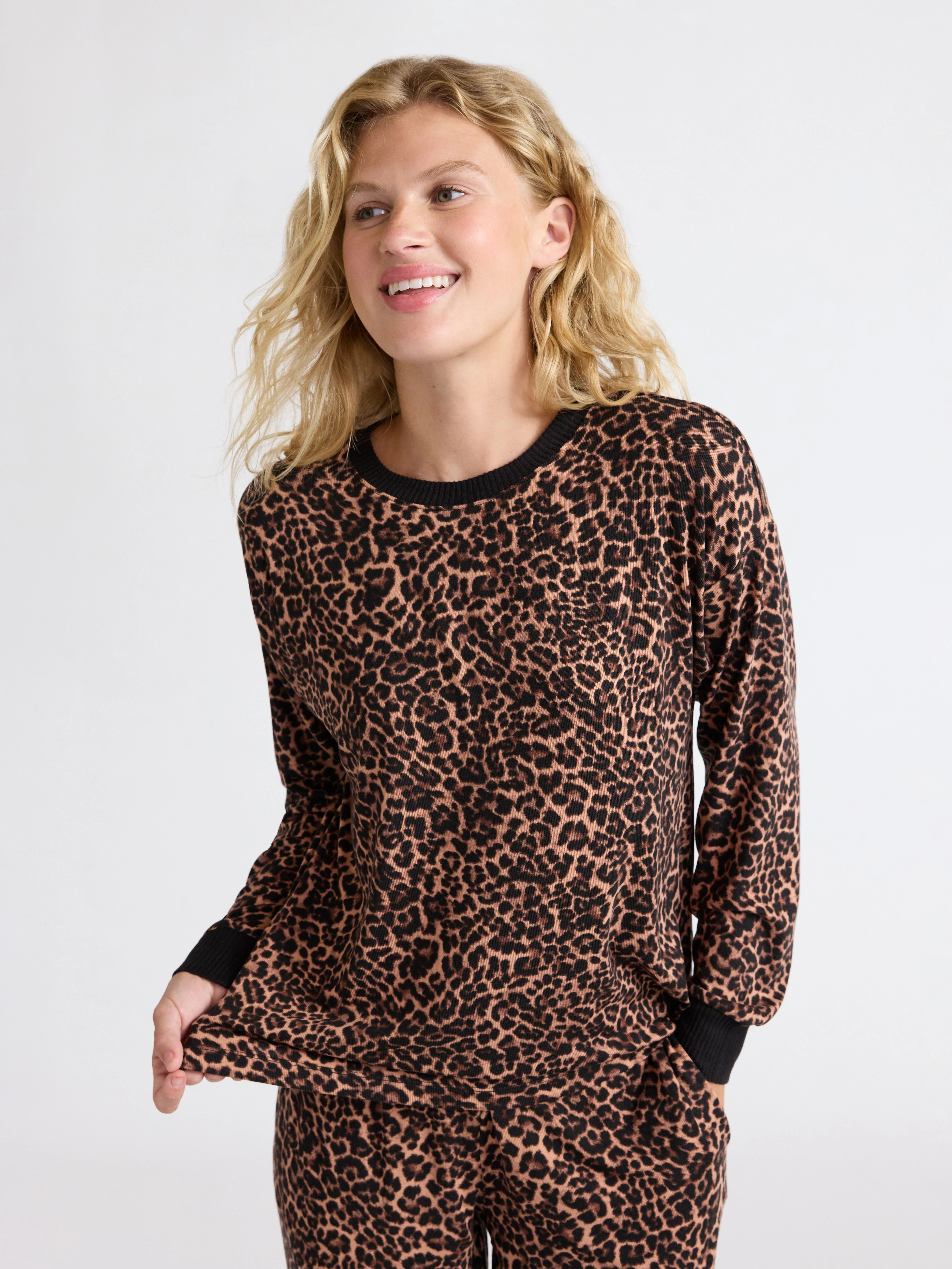 Joyspun Women's Cozy Lounge Collection Hacci Knit Sleep Top with Long Sleeves, Sizes XS-3X | Walmart (US)