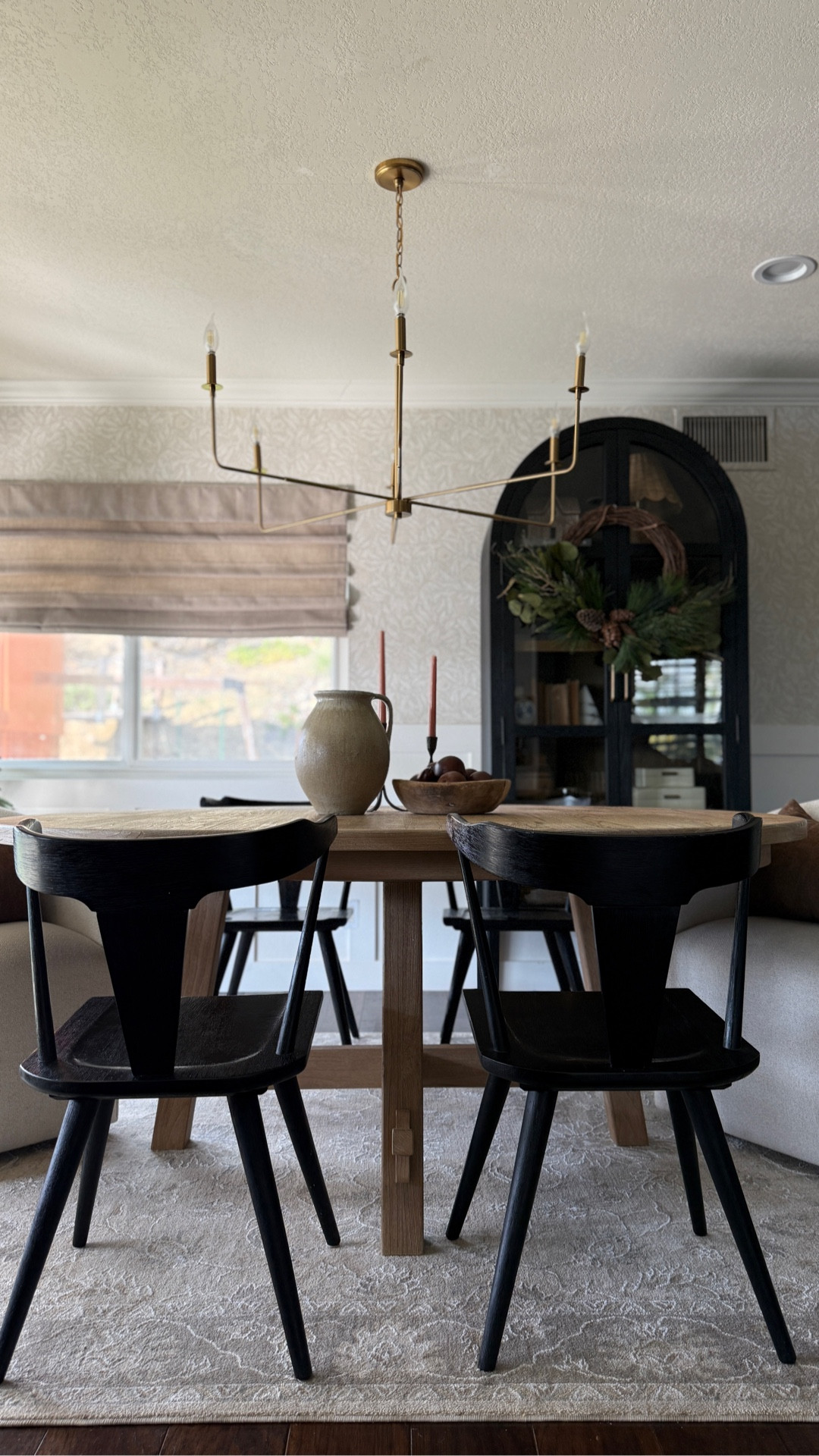 The Vintage Edit 892387 Light Beige/Seafoam/Cream (RZVE-2304) Area Rug
Rachel Zoe / Livabliss collection

#LTKHoliday #LTKSeasonal #LTKCyberWeek