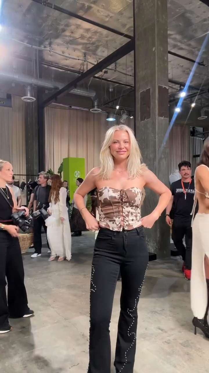 Cowgirl trend might just be my favorite 😍 

 #LTKFestival #LTKootd #LTKvlog