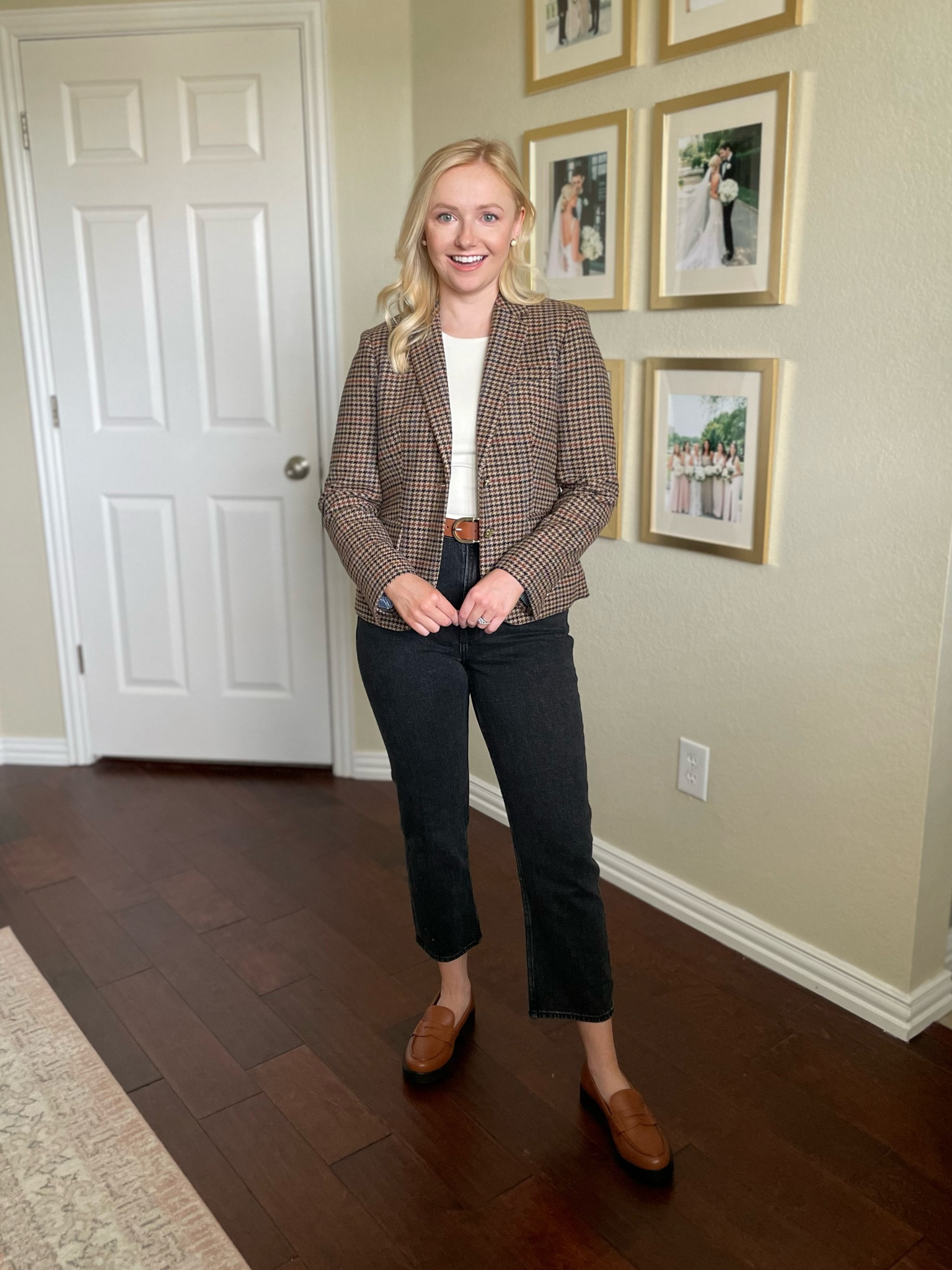 Wearing a 2P in blazer and 26S in jeans | black jeans, fall outfit, fall fashion, casual fall outfit, plaid blazer 

#LTKSeasonal #LTKstyletip #LTKfindsunder100