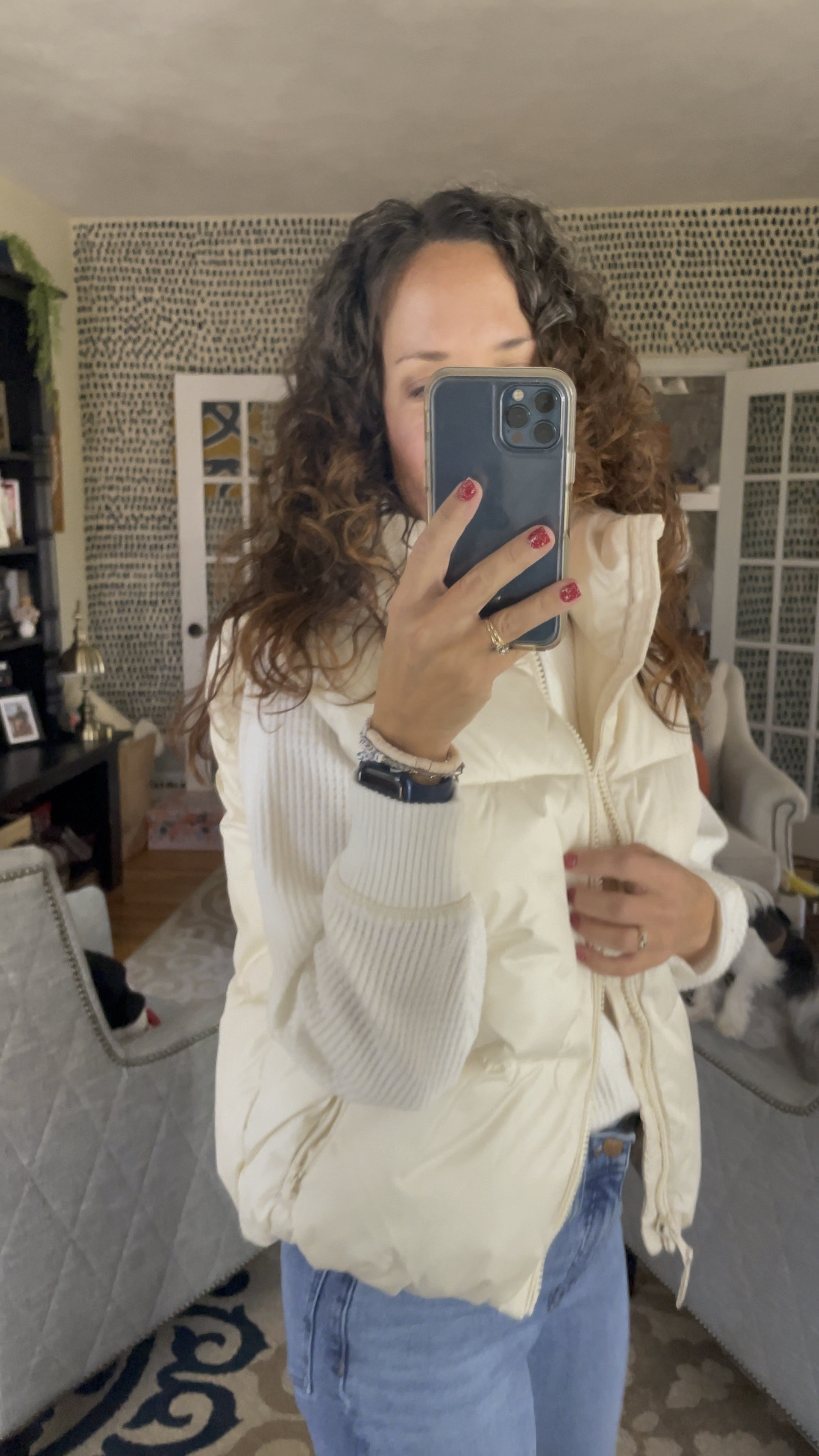 Save or splurge? Was coveting the Lululemon vests and decided on this Old Navy one instead. Love it! Fits true to size. Saved about $175!!!

#LTKHoliday #LTKover40 #LTKSeasonal