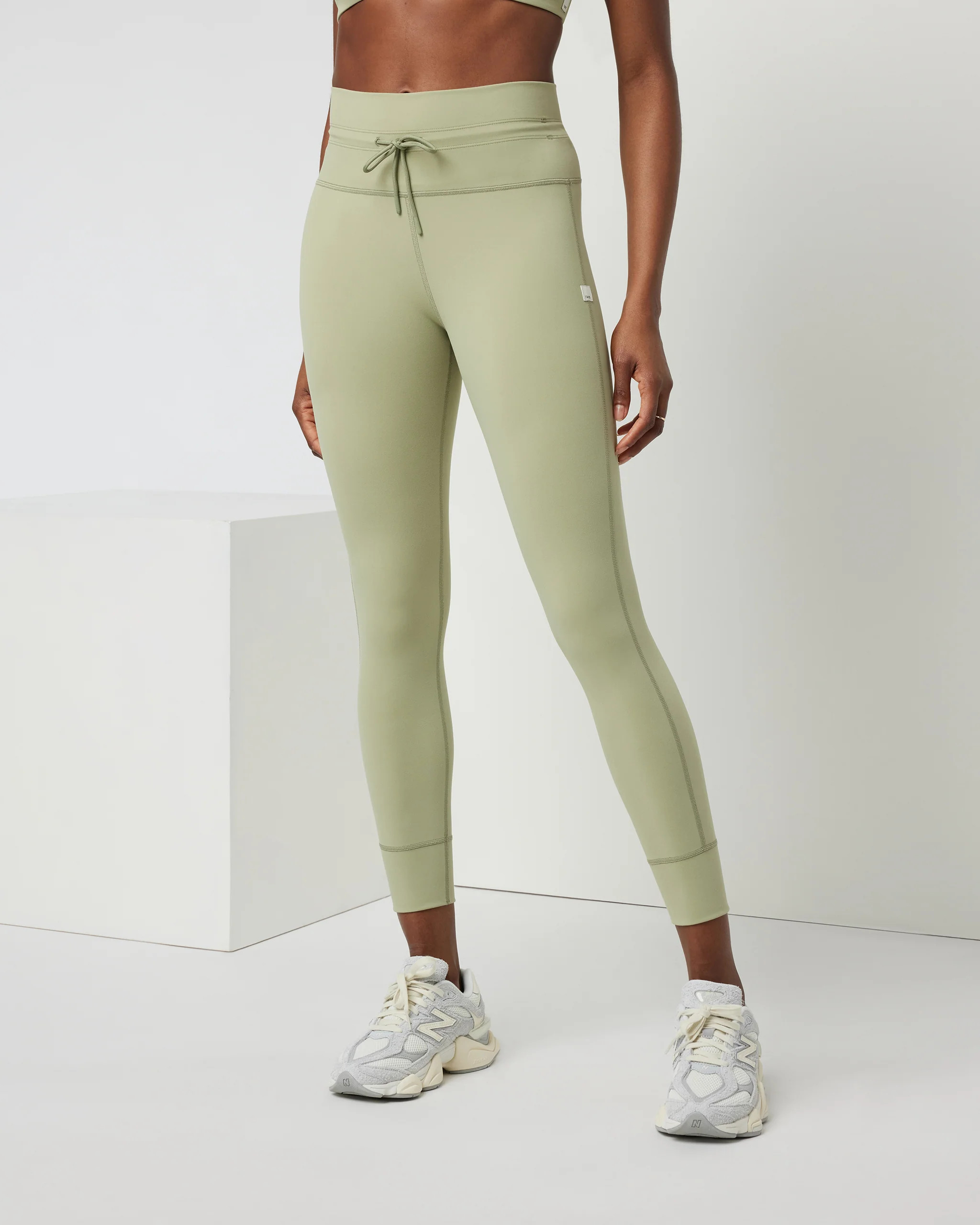 Daily Legging | Women's Sprout Leggings | Vuori | Vuori Clothing (US & Canada)