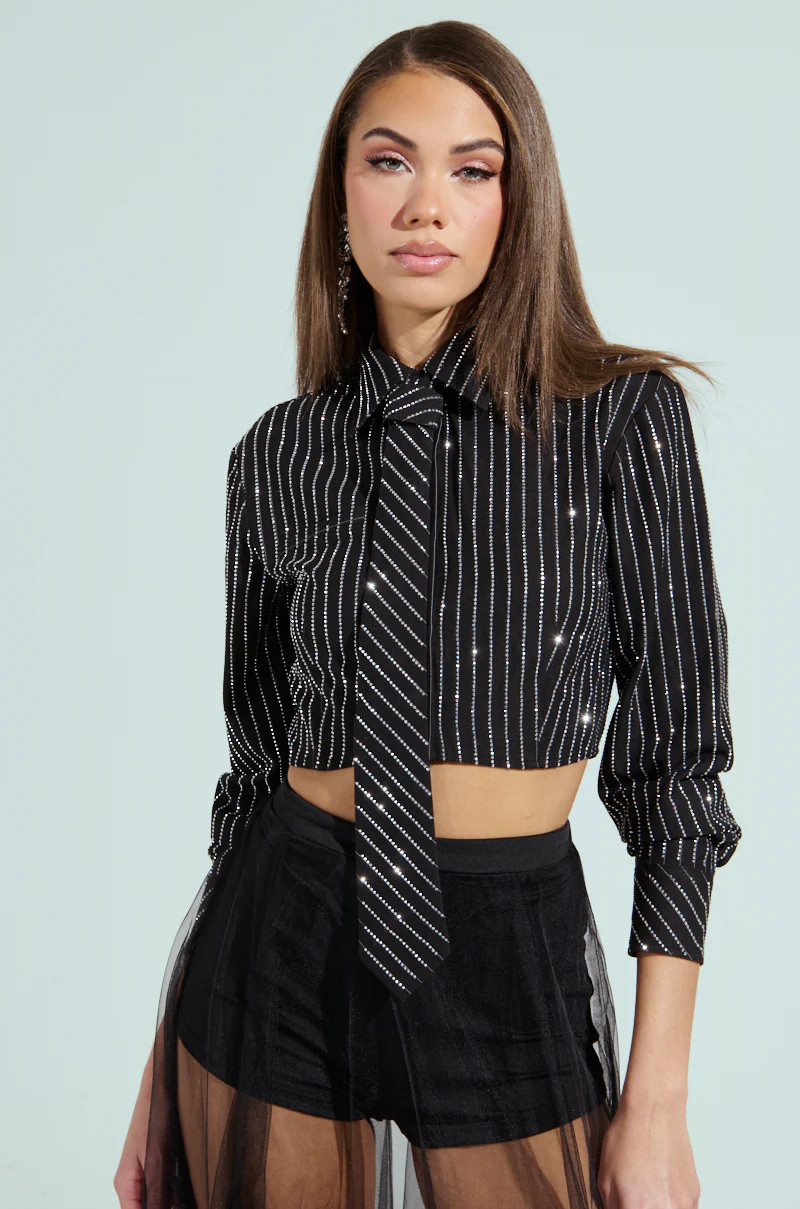 JUST GO WITH IT BUTTON DOWN TOP WITH TIE | AKIRA