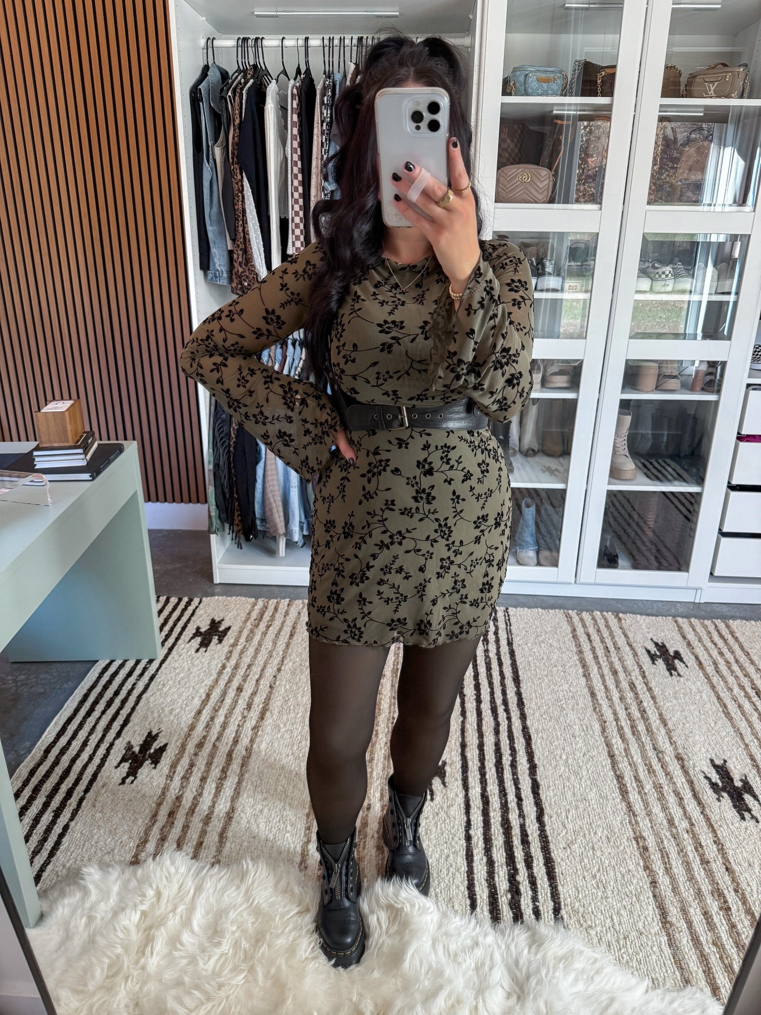 Edgy Date Night Outfit Idea 🖤

Dress - small (it does have good length, I just tucked some of it up into the harness to make it shorter!)
Harness - small
Tights - small/medium (thin fleece option)

Love this super cute edgy look for date night (or could even work for the holidays!) I styled this dress with my fleece lined tights (a winter must have 👏🏼), added this leather harness belt & finished the look with my platform docs! 



#LTKFindsUnder100 #LTKPetite #LTKFindsUnder50