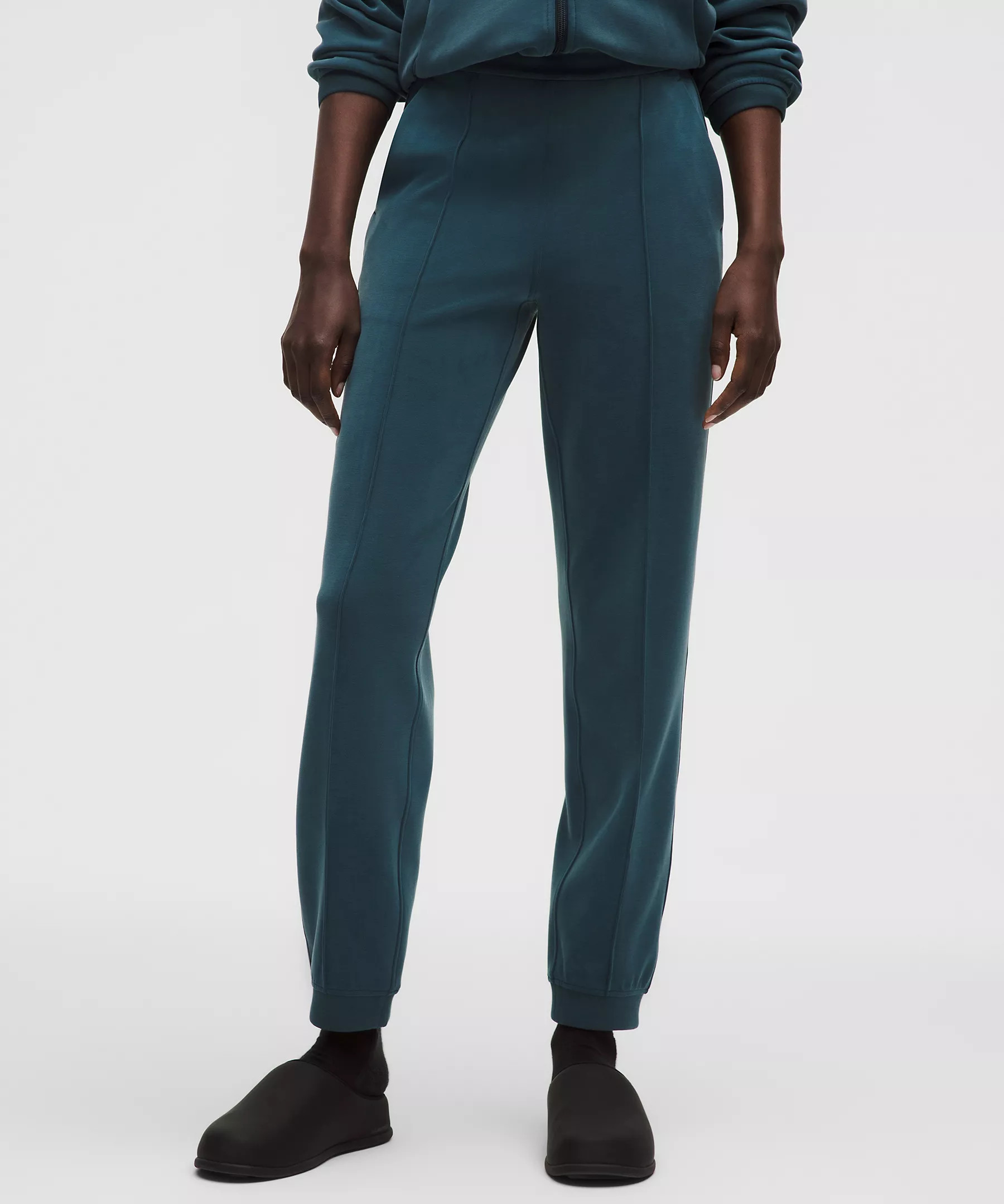 Softstreme Classic-Fit High-Rise Jogger | lululemon (CA)