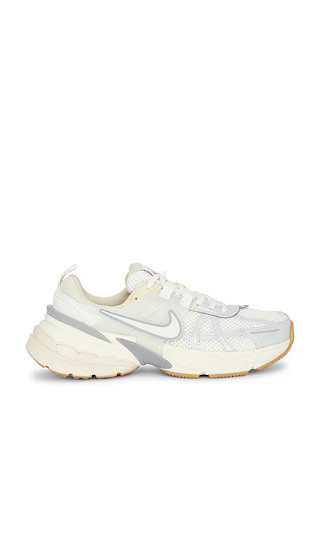Nike V2k Run Sneaker in White. - size 6 | Revolve Clothing (Global)