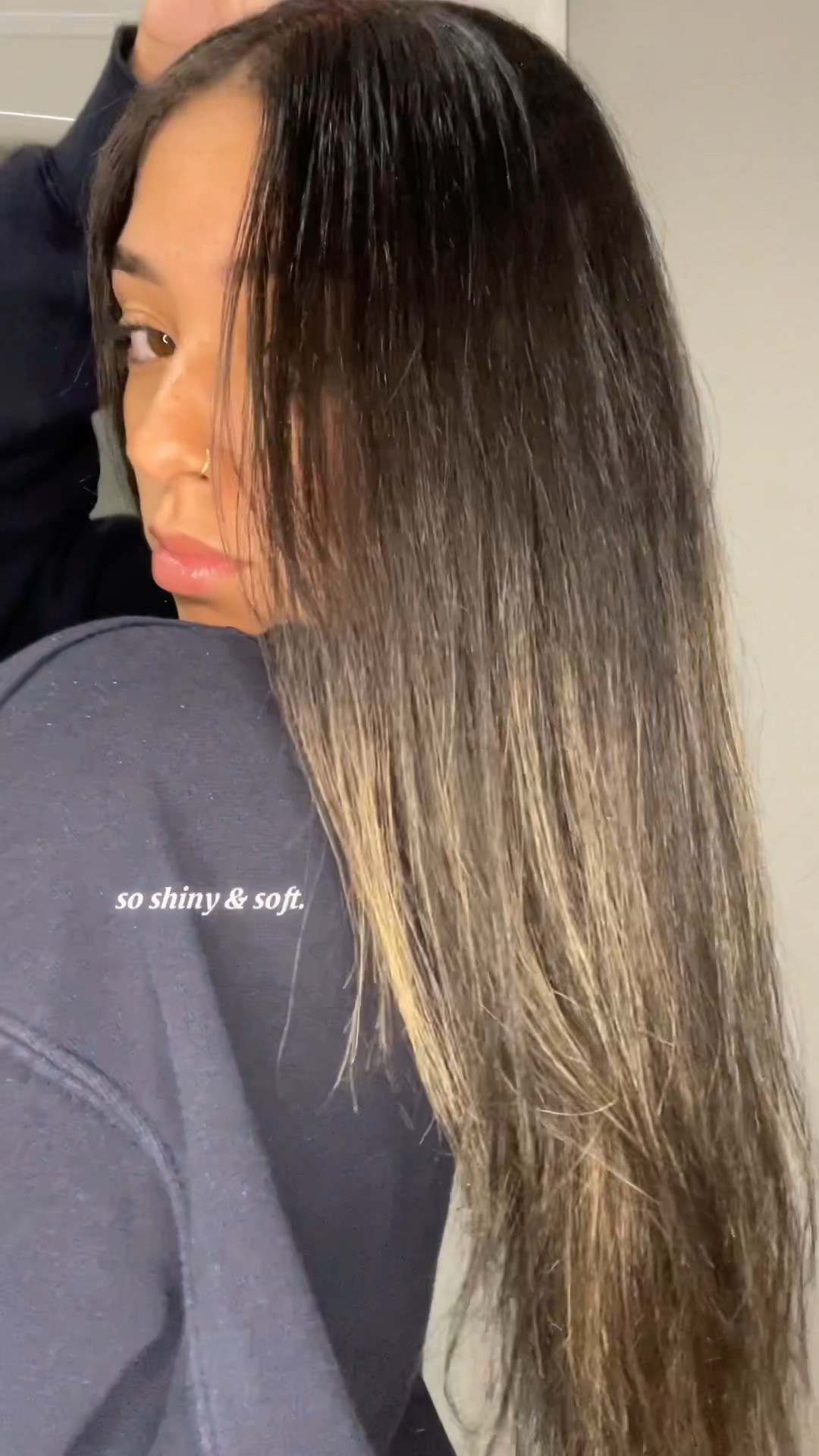 Code: JAYLA222 💖 this tool is a NEED.  


Amika, straightening brush, blow drying brush, Amika double agent, hair tools, straight hair routine #amika #amikadoubleagent #straighteningbrush 