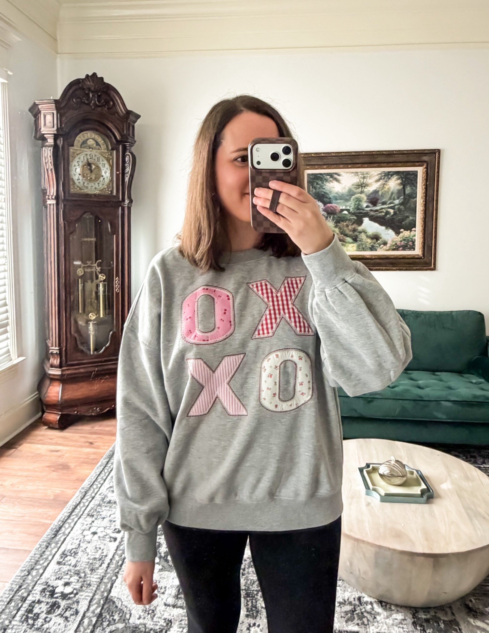 Valentine’s Day sweatshirt! I sized up one. 

Target finds, Valentine’s Day outfitt

#LTKootd #LTKFindsUnder50 #LTKSeasonal
