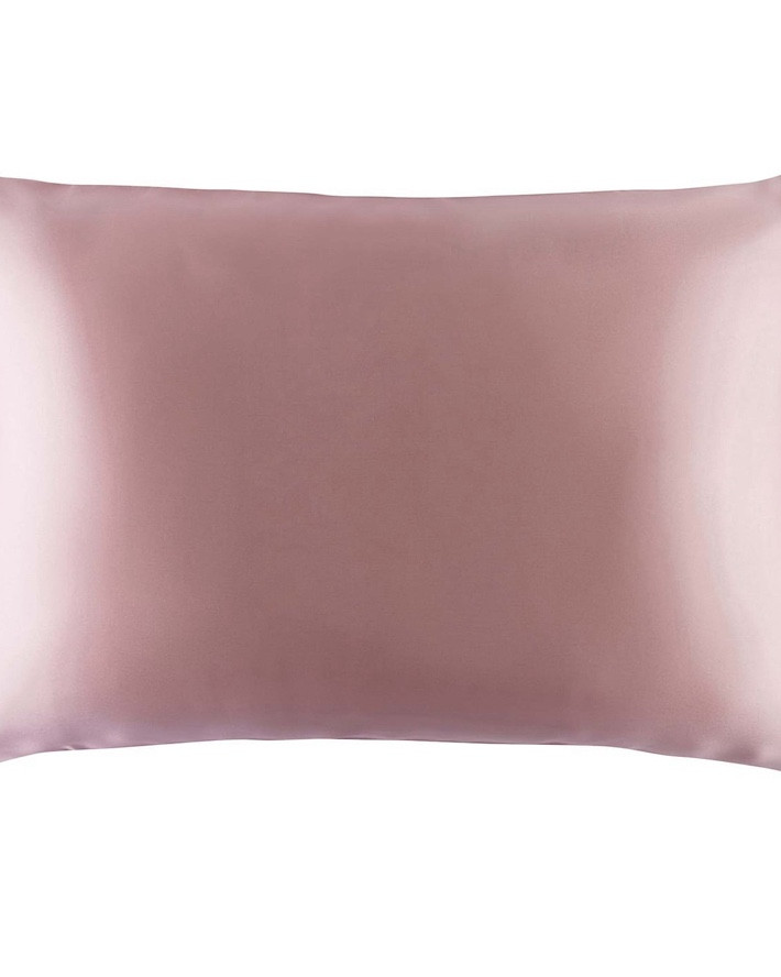 Silk pillow cases to prevent lines & wrinkles & maintain a healthy hair 

#LTKgiftguide #LTKcanada #LTKautumn