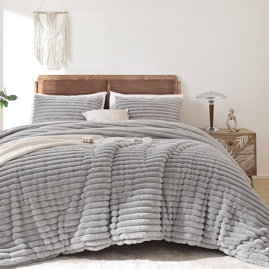 Smoofy Fluffy King Size Comforter Set 3 Pieces - Lightgrey Fleece Fluffy Comforter King Size, Lux... | Amazon (US)