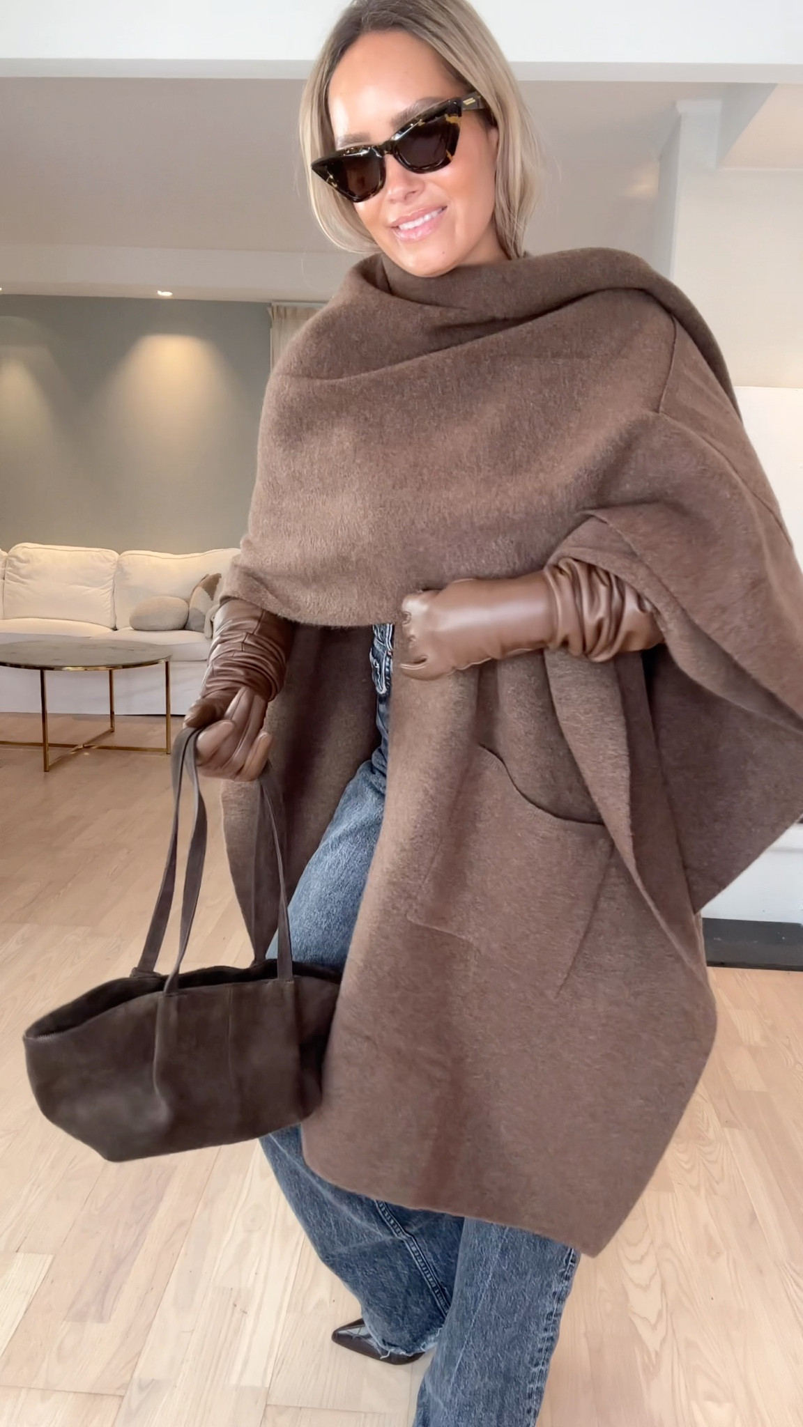 Cape is one size & gloves are from Christian AKS 

#LTKstyletip #LTKautumn #LTKwinter