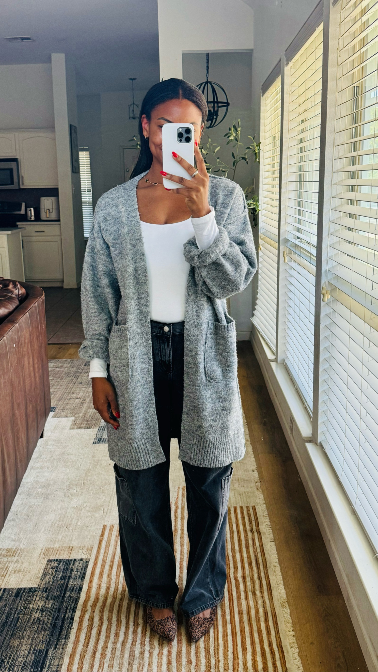 Ootd with cardigan

#LTKStyleTip #LTKMidsize #LTKFindsUnder50