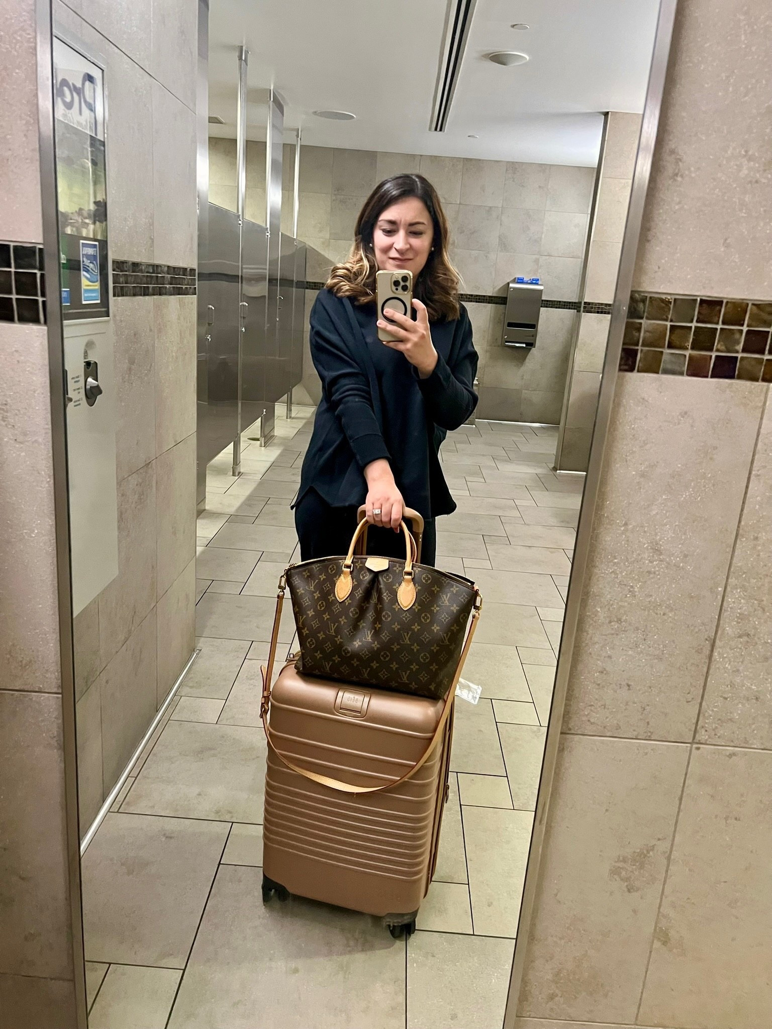 My go to travel suitcase -so easy to roll, travel organizers and a lock on the side + it is up to 50% off!✈️🙌🏼

Travel, luggage, suitcase, airport outfit, travel outfit, @beistravel 

#LTKTravel #LTKSaleAlert #LTKootd