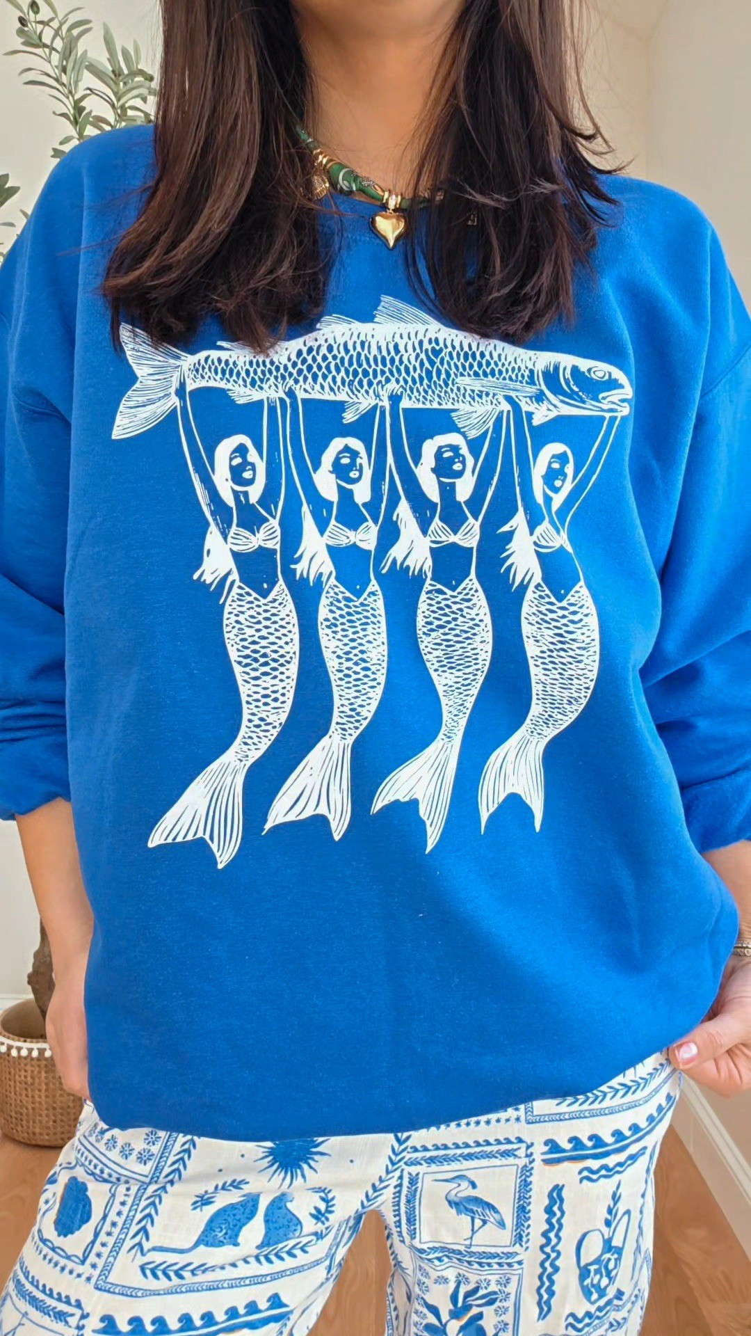 Obsessed with this graphic sweatshirt for summer- lots of color optionsSummer outfits, spring finds, etsy finds, graphic tee, dopamine dressing

#LTKgrwm #LTKootd #LTKvlog